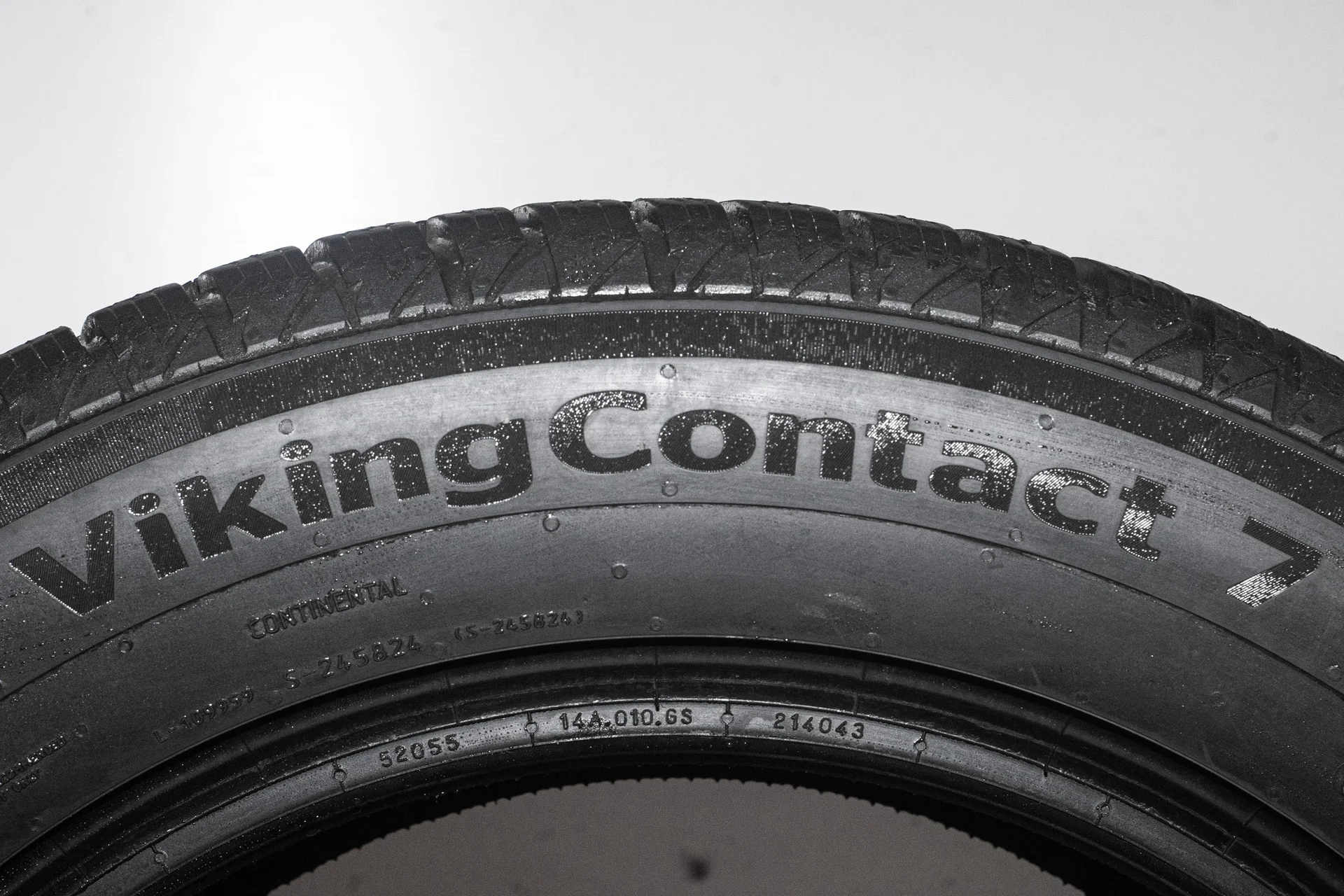Continental VikingContact 7 215/65 R17 103T - миниатюра 7