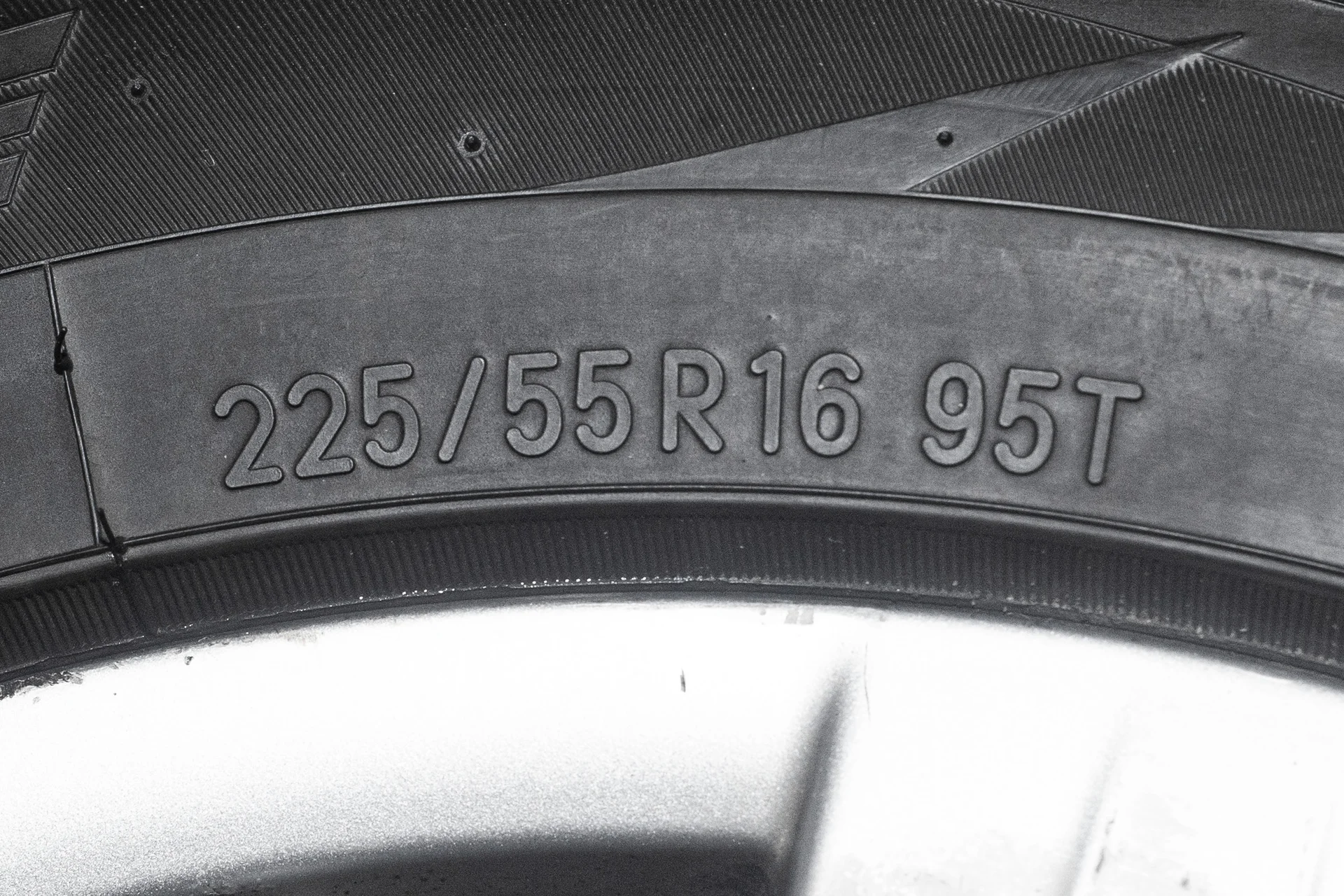 Toyo Observe G3-Ice 225/55 R16 95T - миниатюра 6