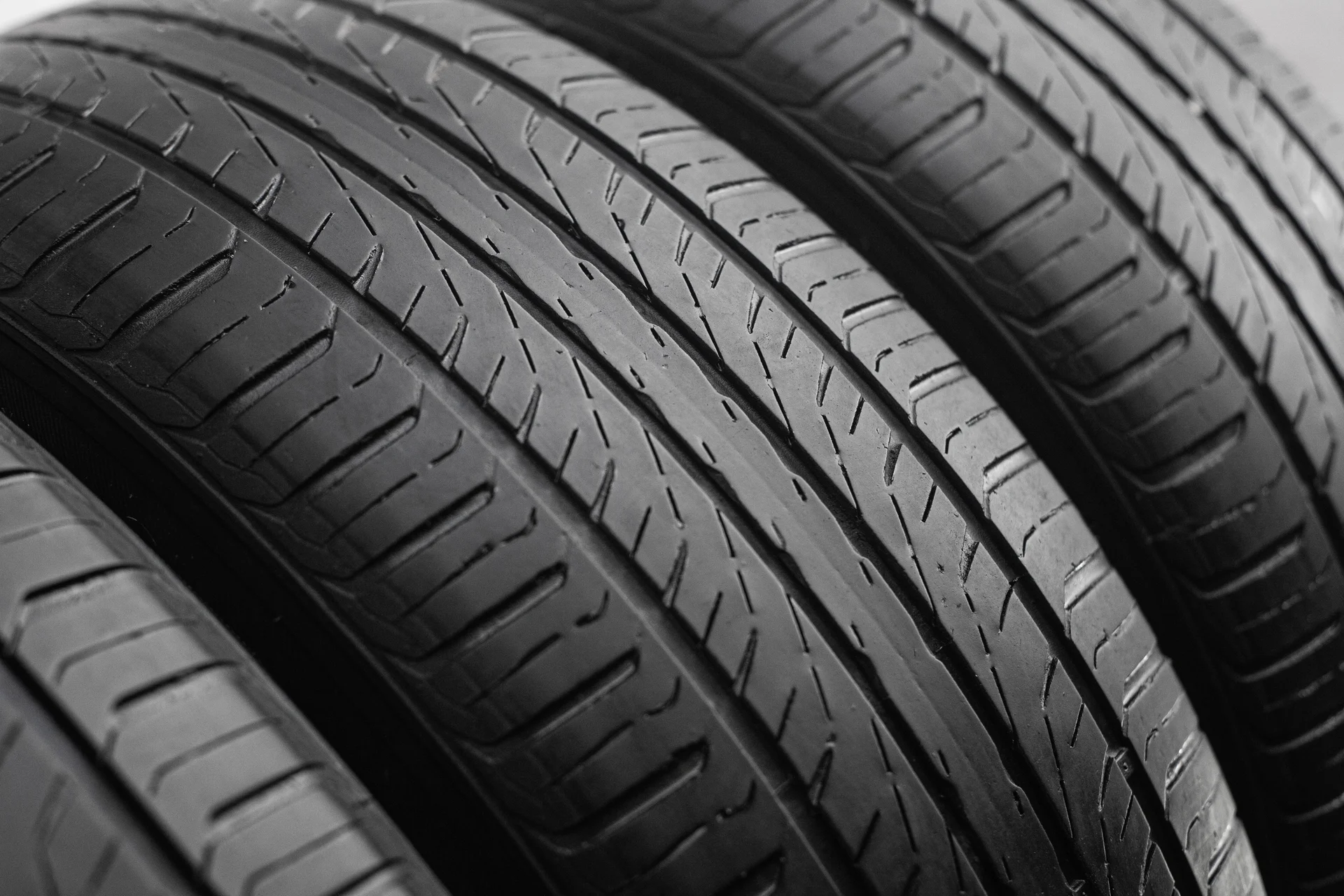 Arivo Premio ARZ1 215/60 R17 96T - миниатюра 3