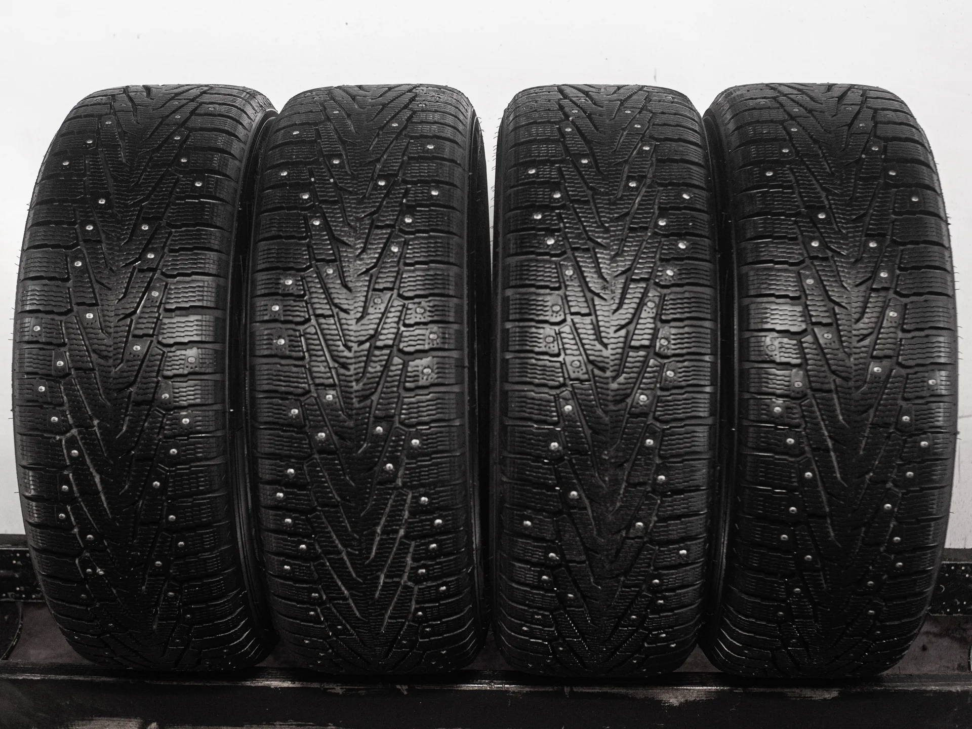 Ikon Nordman 7 SUV 245/60 R18 109T XL