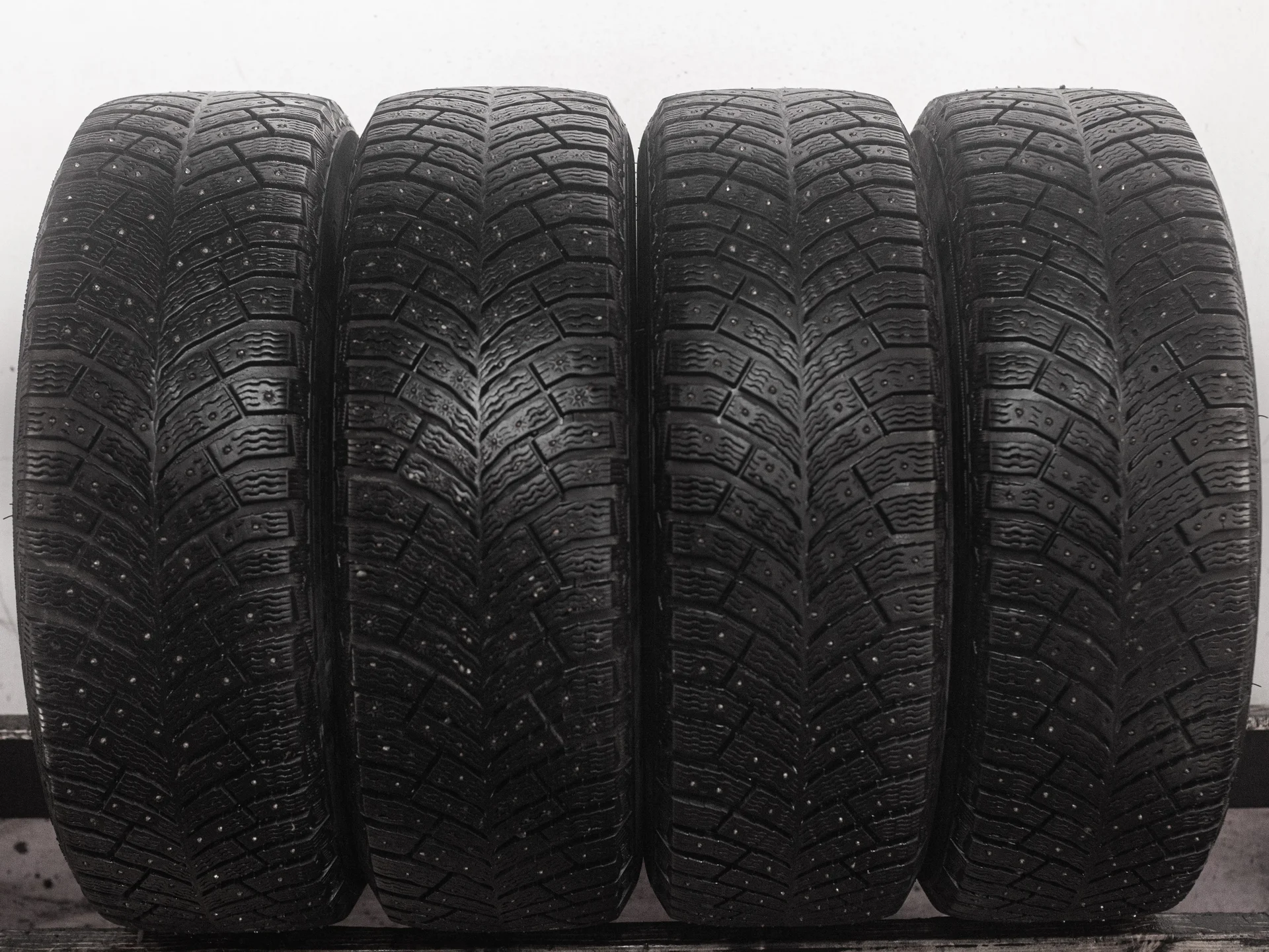 Michelin X-Ice North 4 205/65 R16 99T