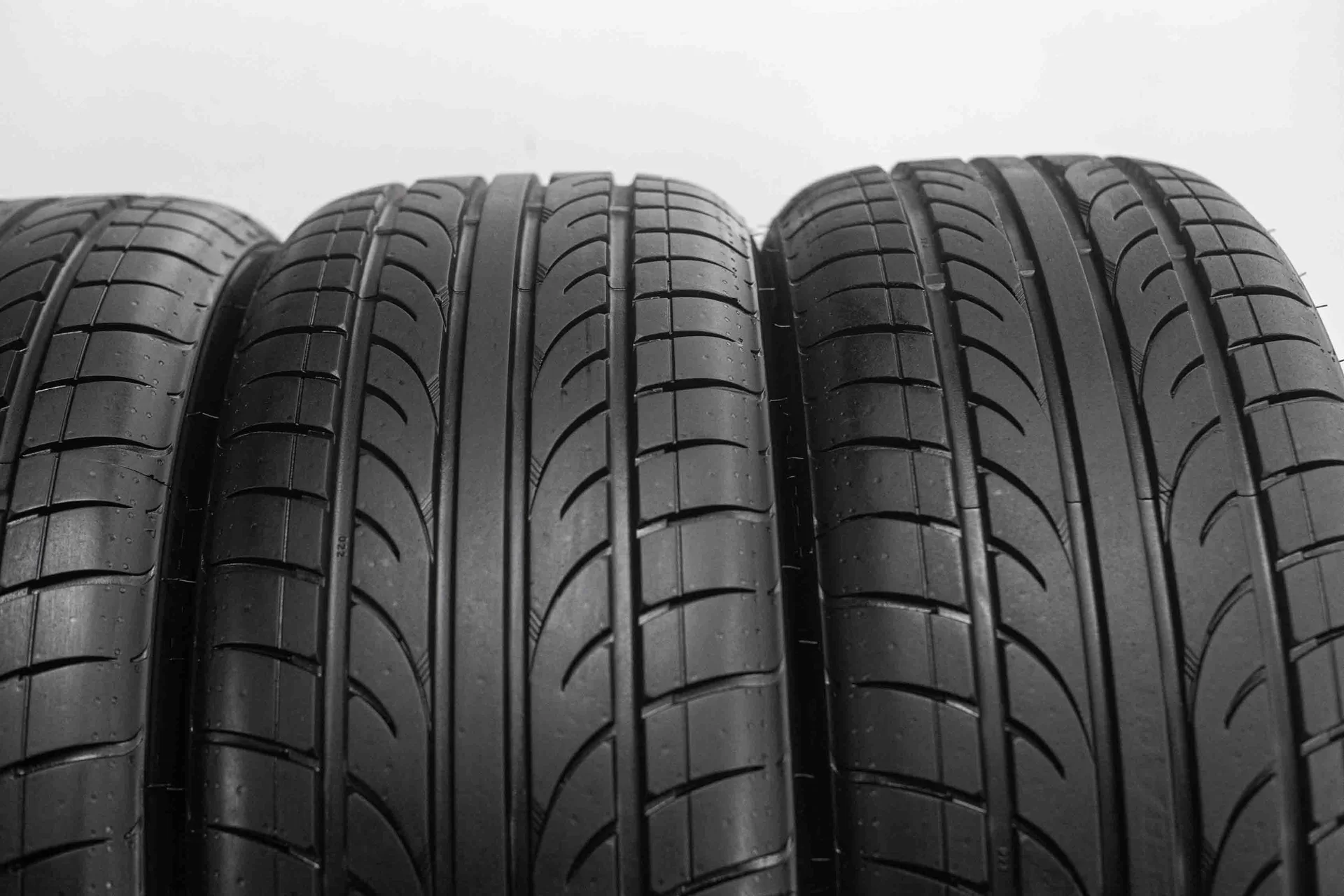 WestLake ZuperAce SA-57 255/45 R20 105V XL - миниатюра 4
