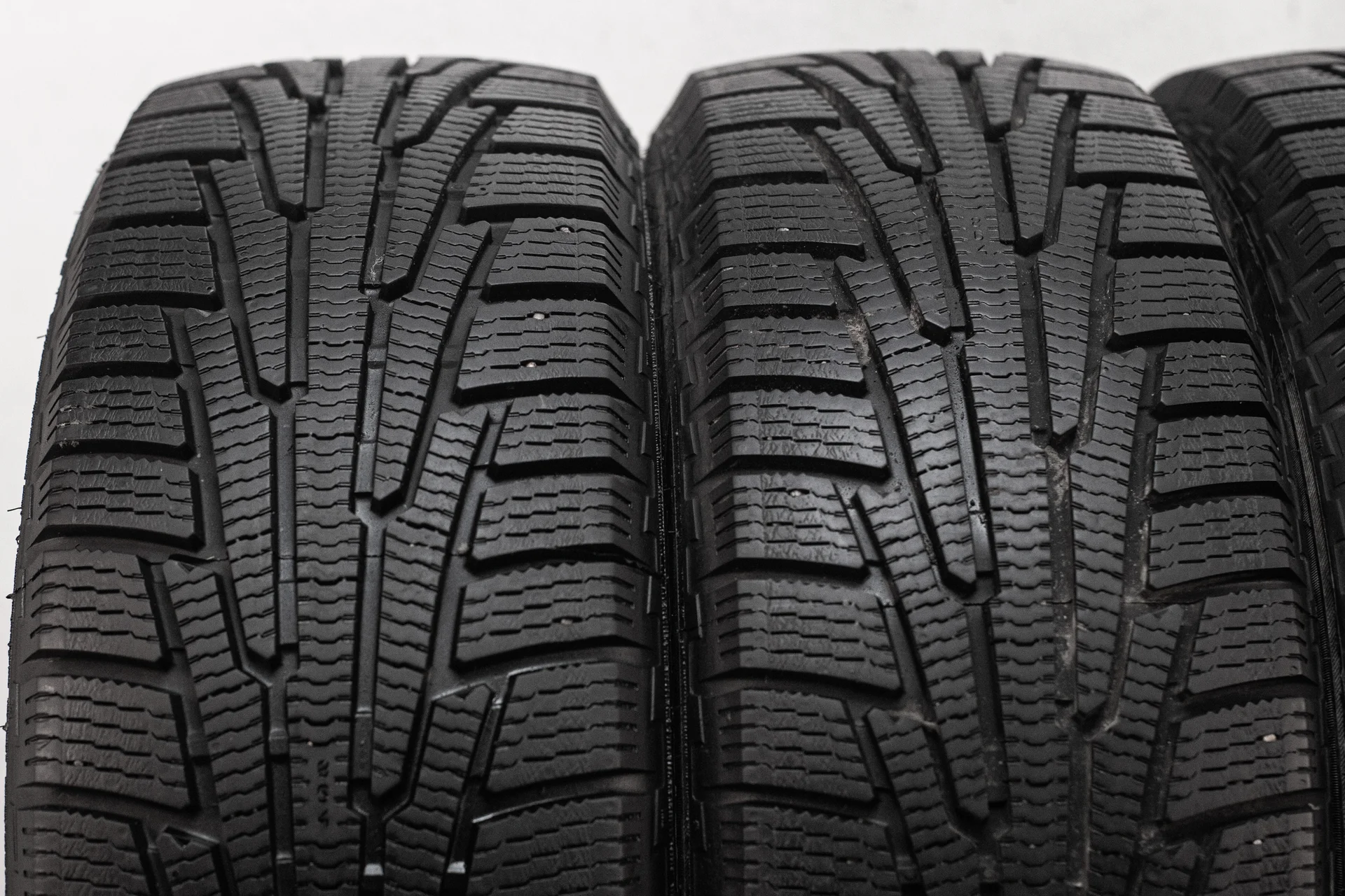 Nokian Nordman RS2 SUV 225/60 R17 103R - миниатюра 5