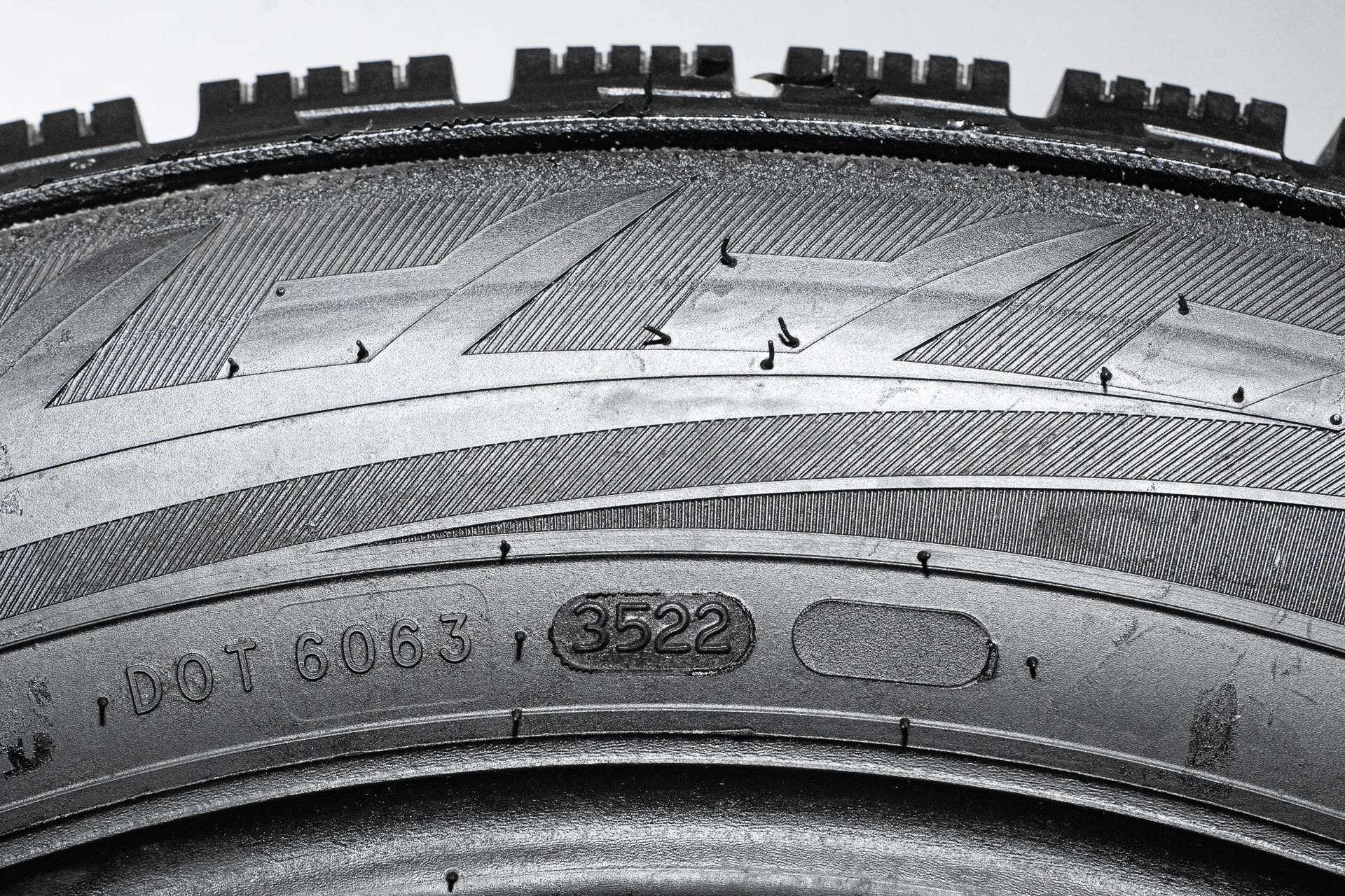 Nokian Nordman RS2 SUV 225/60 R17 103R - миниатюра 9