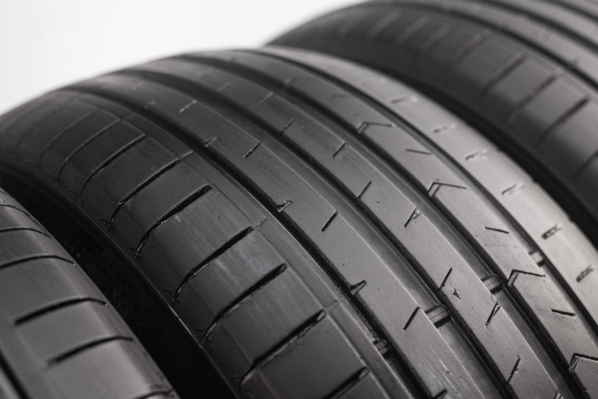 Lanvigator Catchpower Plus 245/45 R19 102Y + 275/40 R19 105Y - миниатюра 4