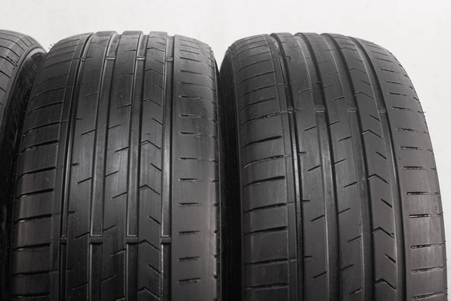 Lanvigator Catchpower Plus 245/45 R19 102Y + 275/40 R19 105Y - миниатюра 5