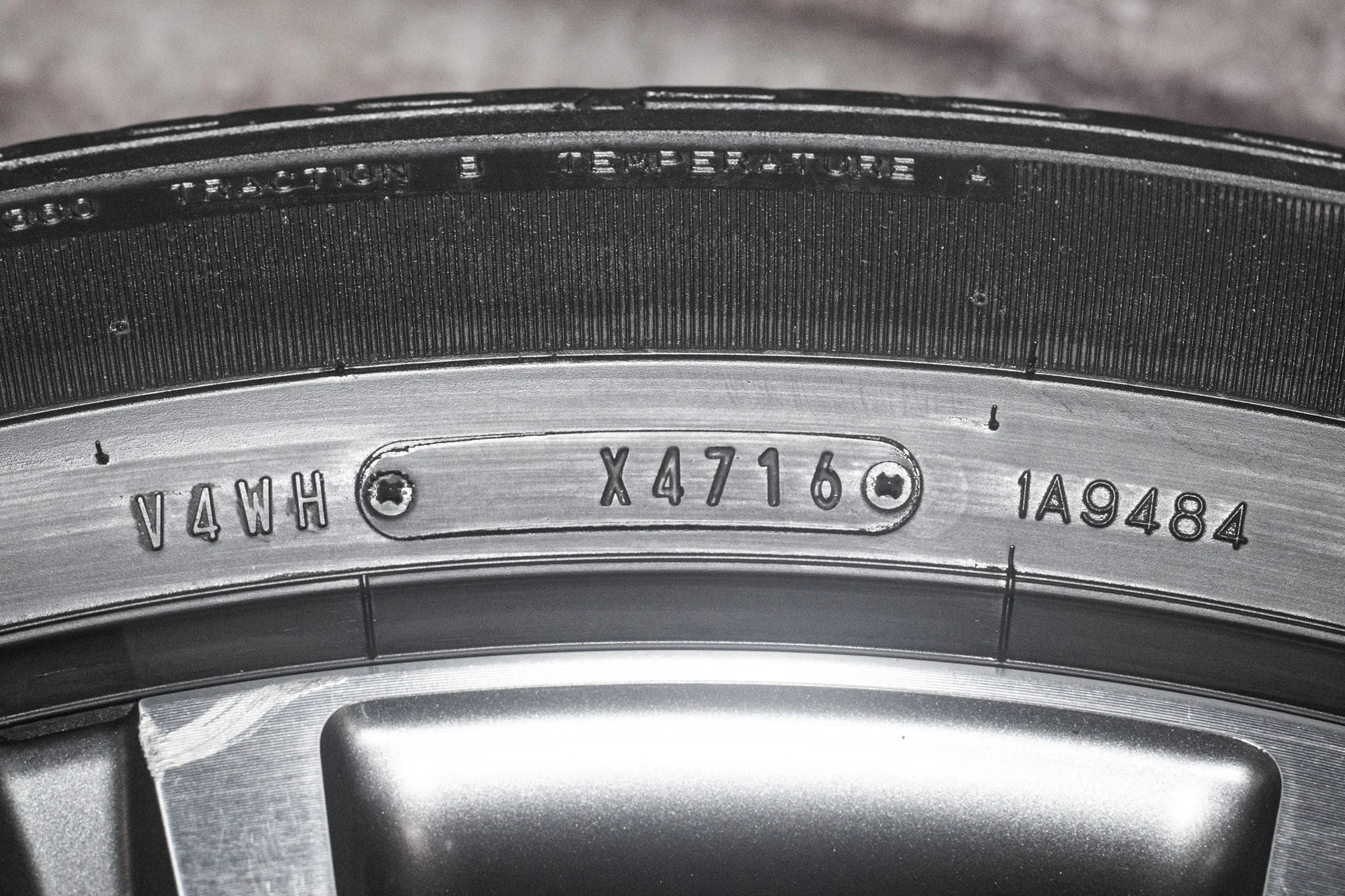 Dunlop GrandTrek PT3A 275/50 R21 113V - миниатюра 9