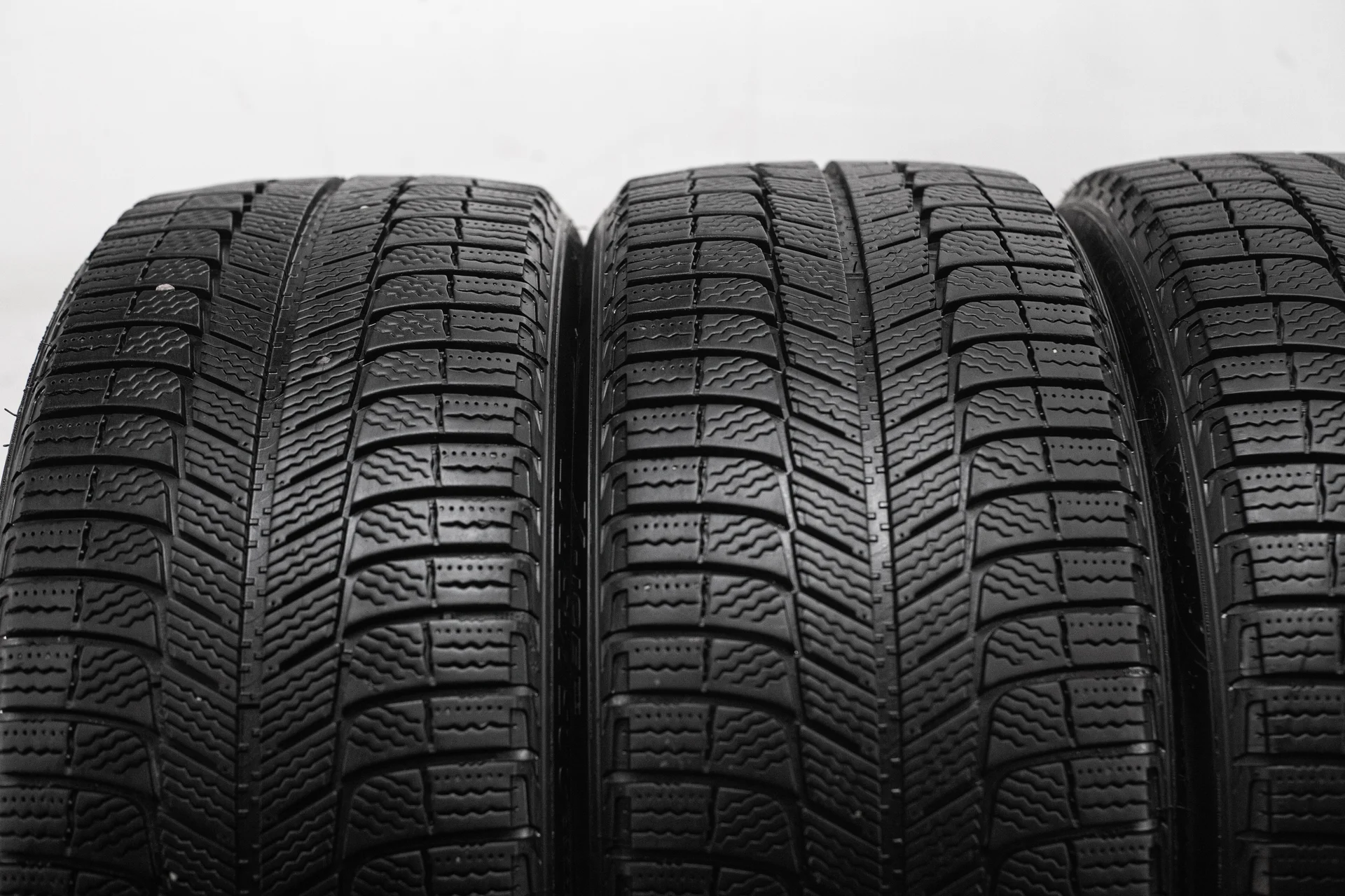 Michelin X-Ice XI3 225/45 R17 94H XL - миниатюра 5