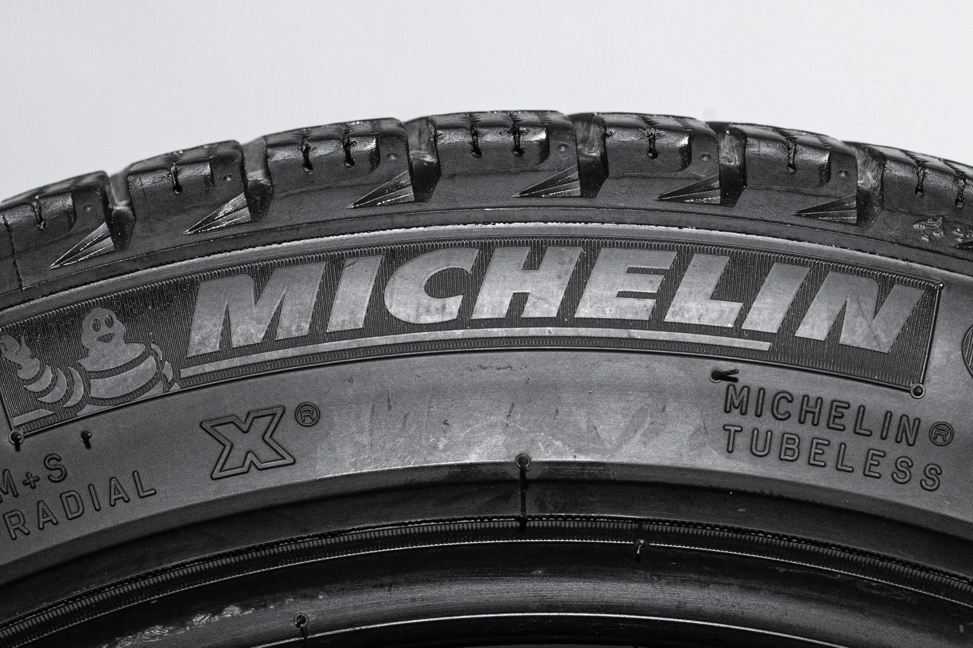 Michelin X-Ice XI3 225/45 R17 94H XL - миниатюра 9