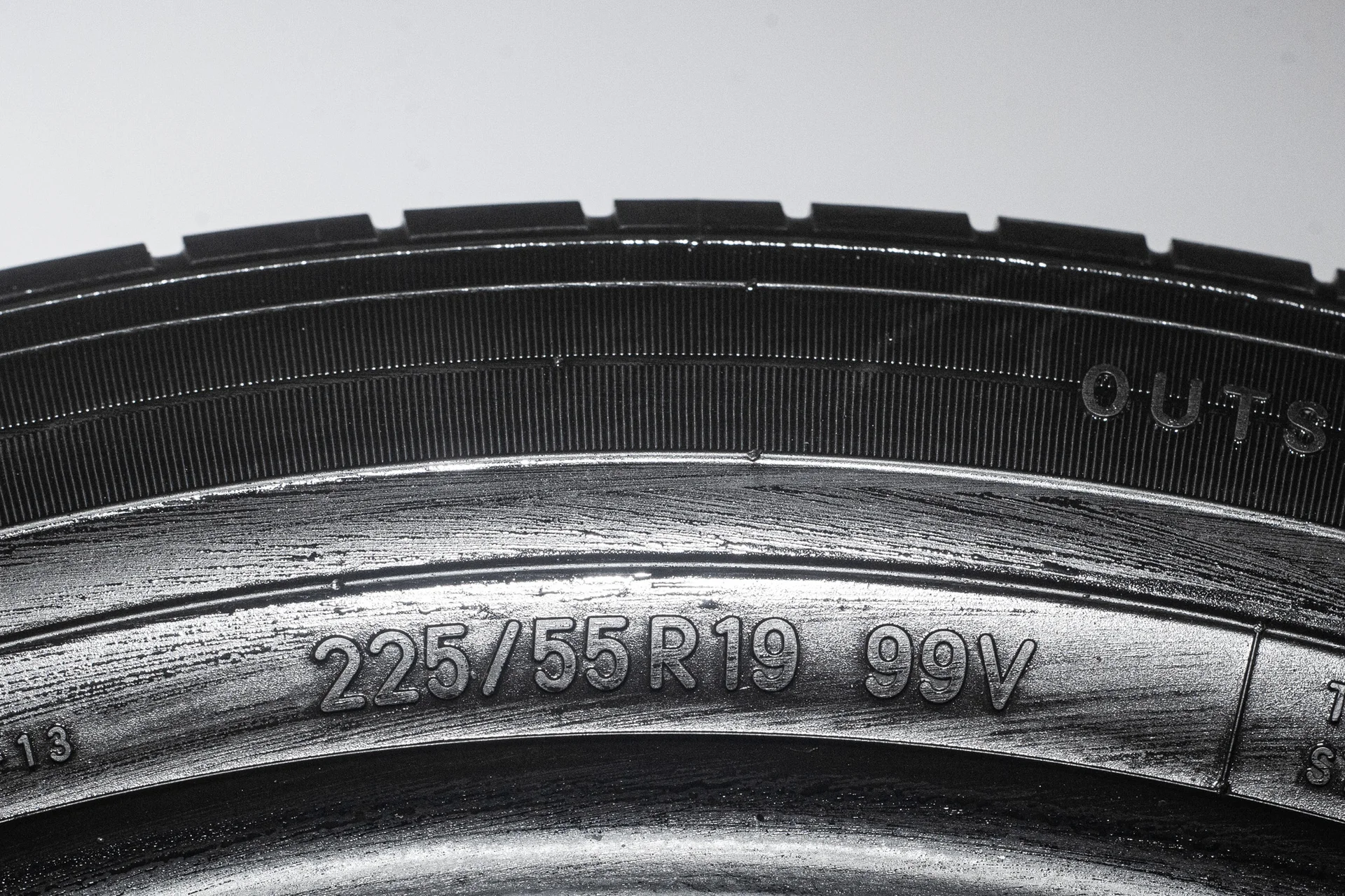 Toyo Proxes R46A 225/55 R19 99V - миниатюра 8