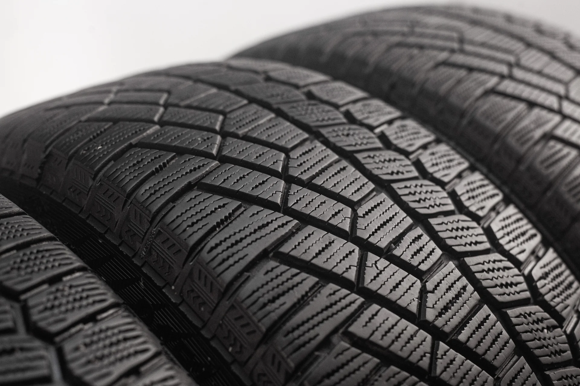 Gislaved Soft Frost 200 215/55 R17 98T - миниатюра 3