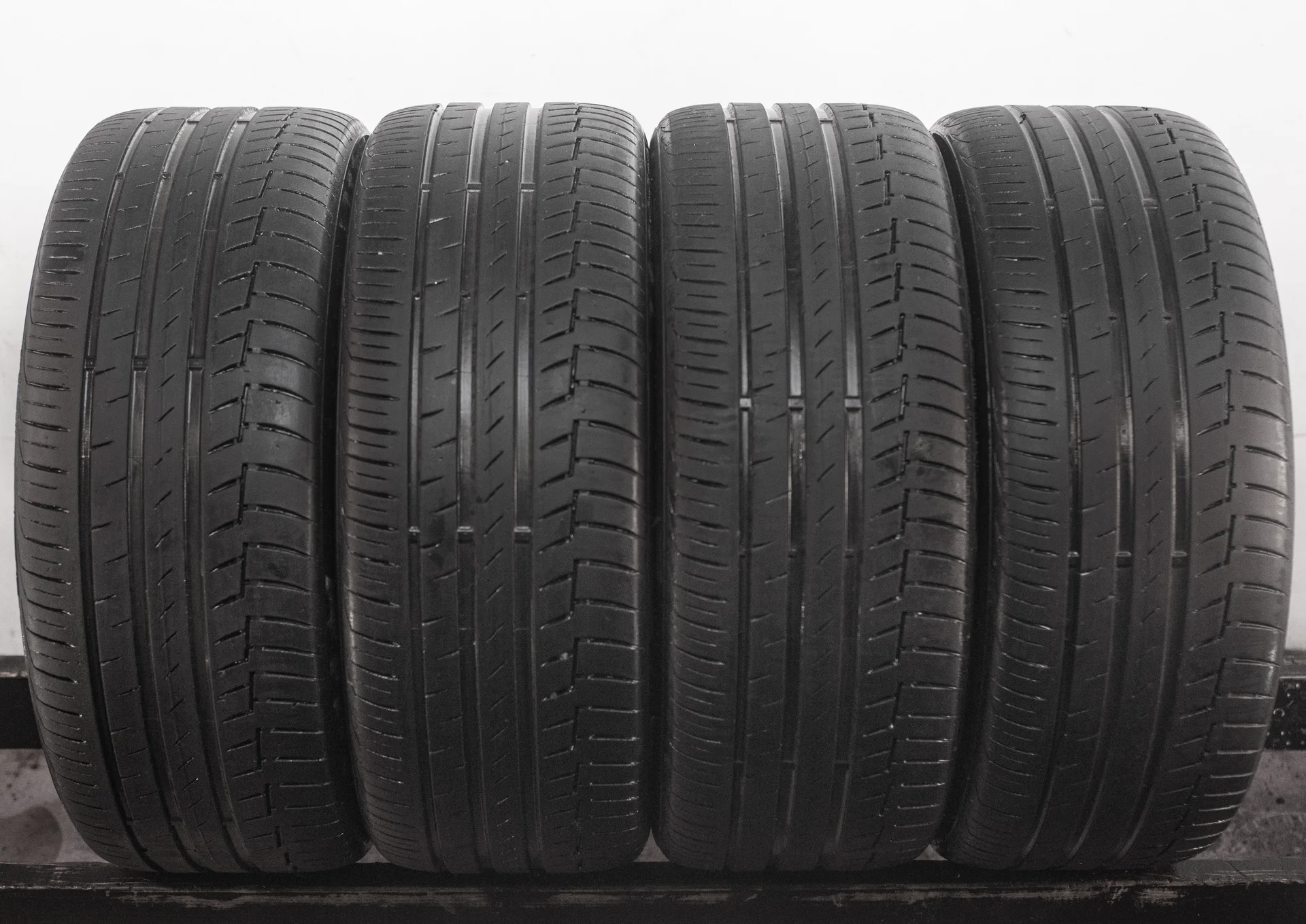 Continental ContiPremiumContact 6 235/45 R18 98Y - изображение 1