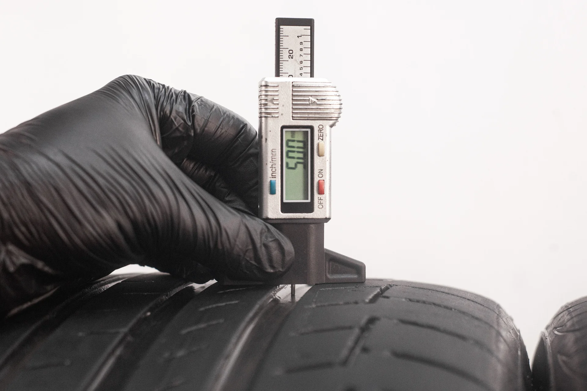 Continental ContiPremiumContact 6 235/45 R18 98Y - миниатюра 2