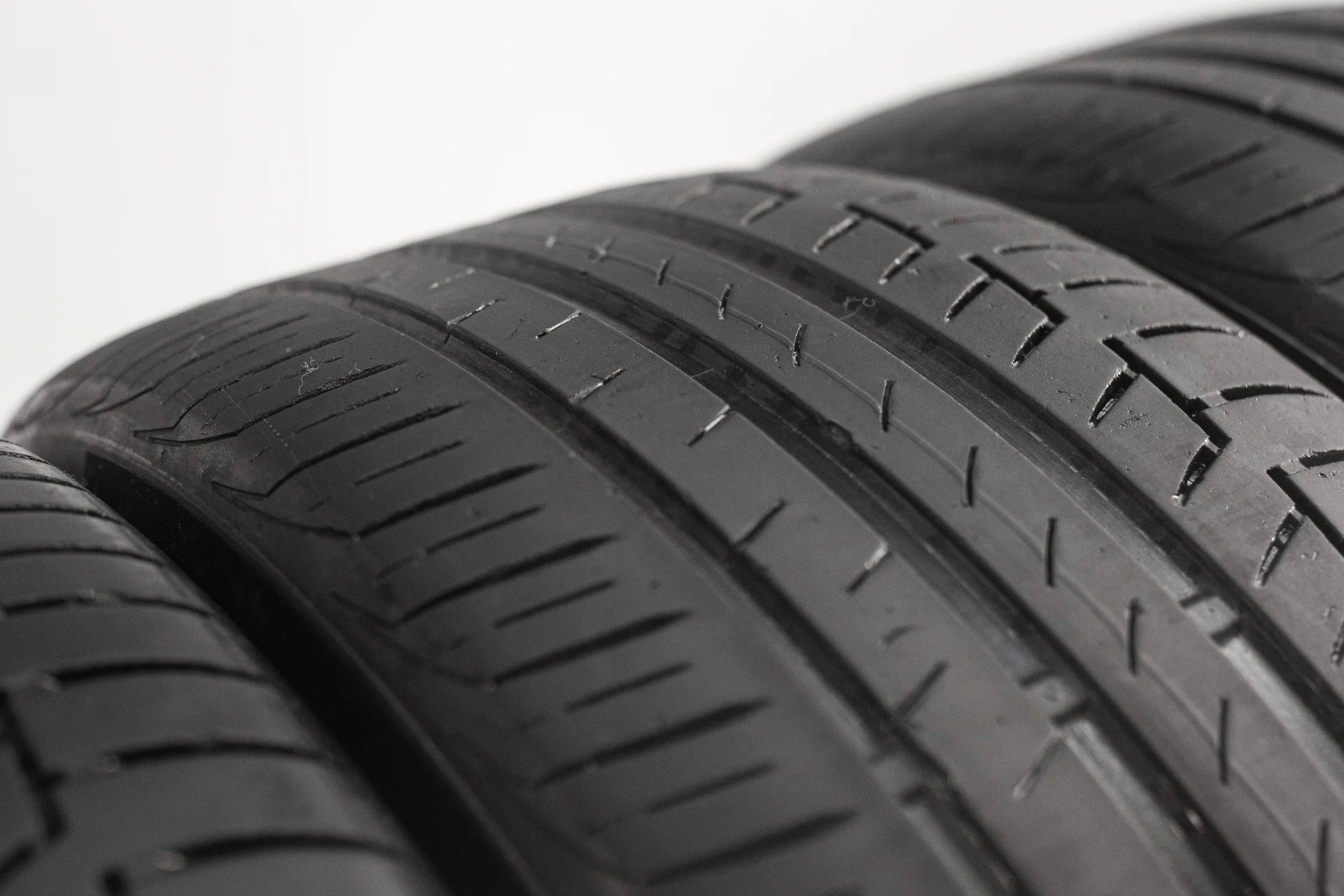 Continental ContiPremiumContact 6 235/45 R18 98Y - миниатюра 3