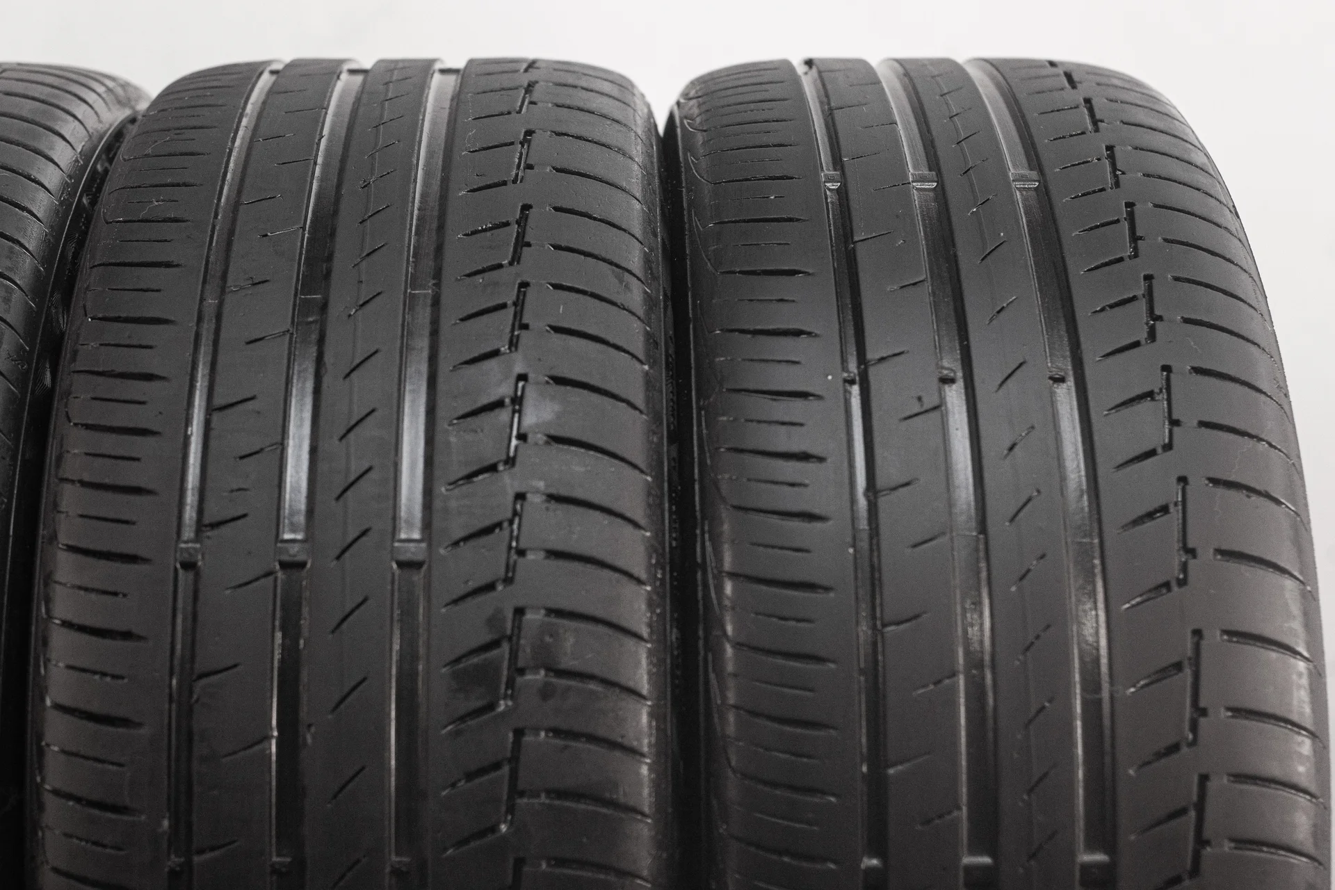 Continental ContiPremiumContact 6 235/45 R18 98Y - миниатюра 4