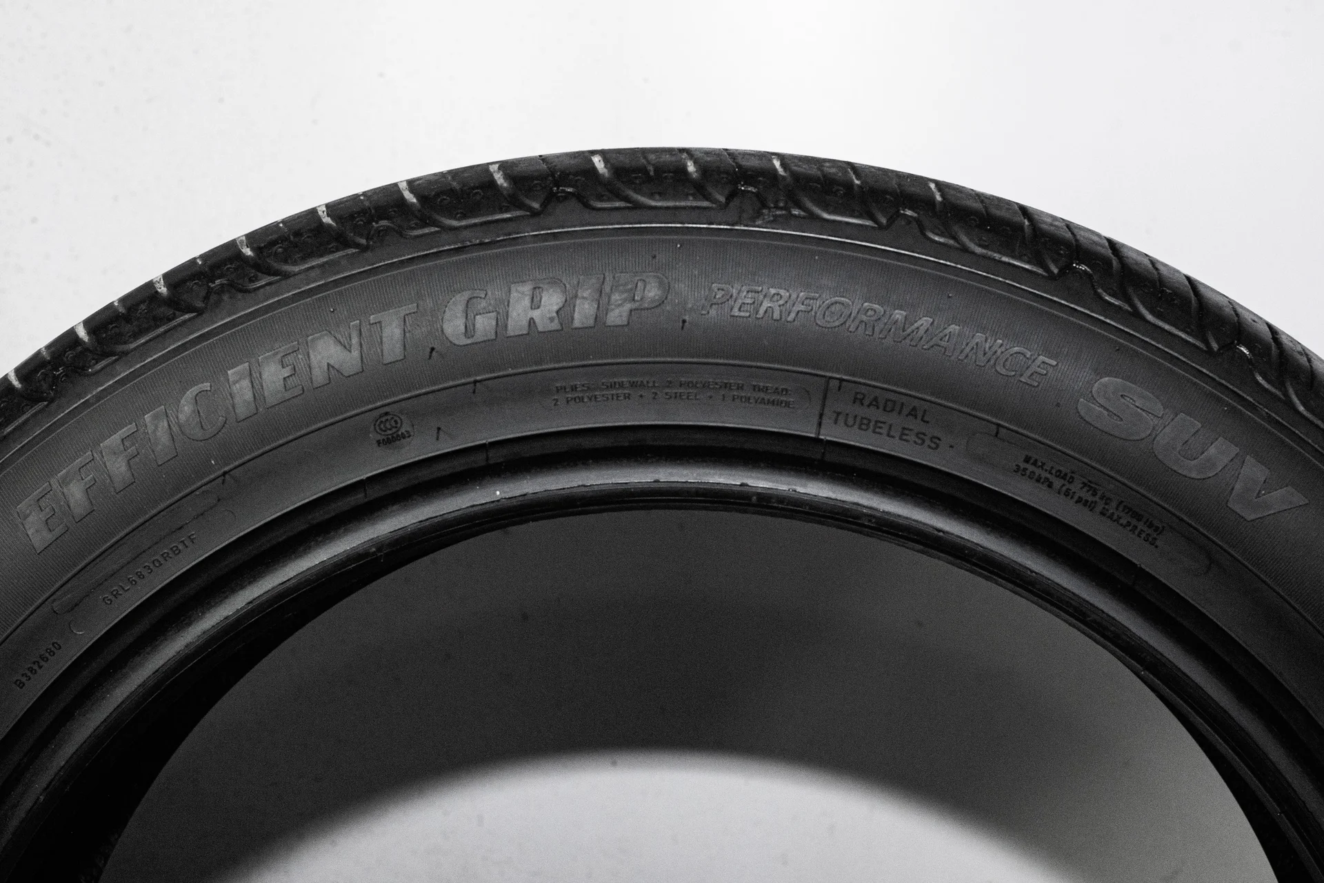 Goodyear EfficientGrip Performance SUV 225/55 R19 99V - миниатюра 9