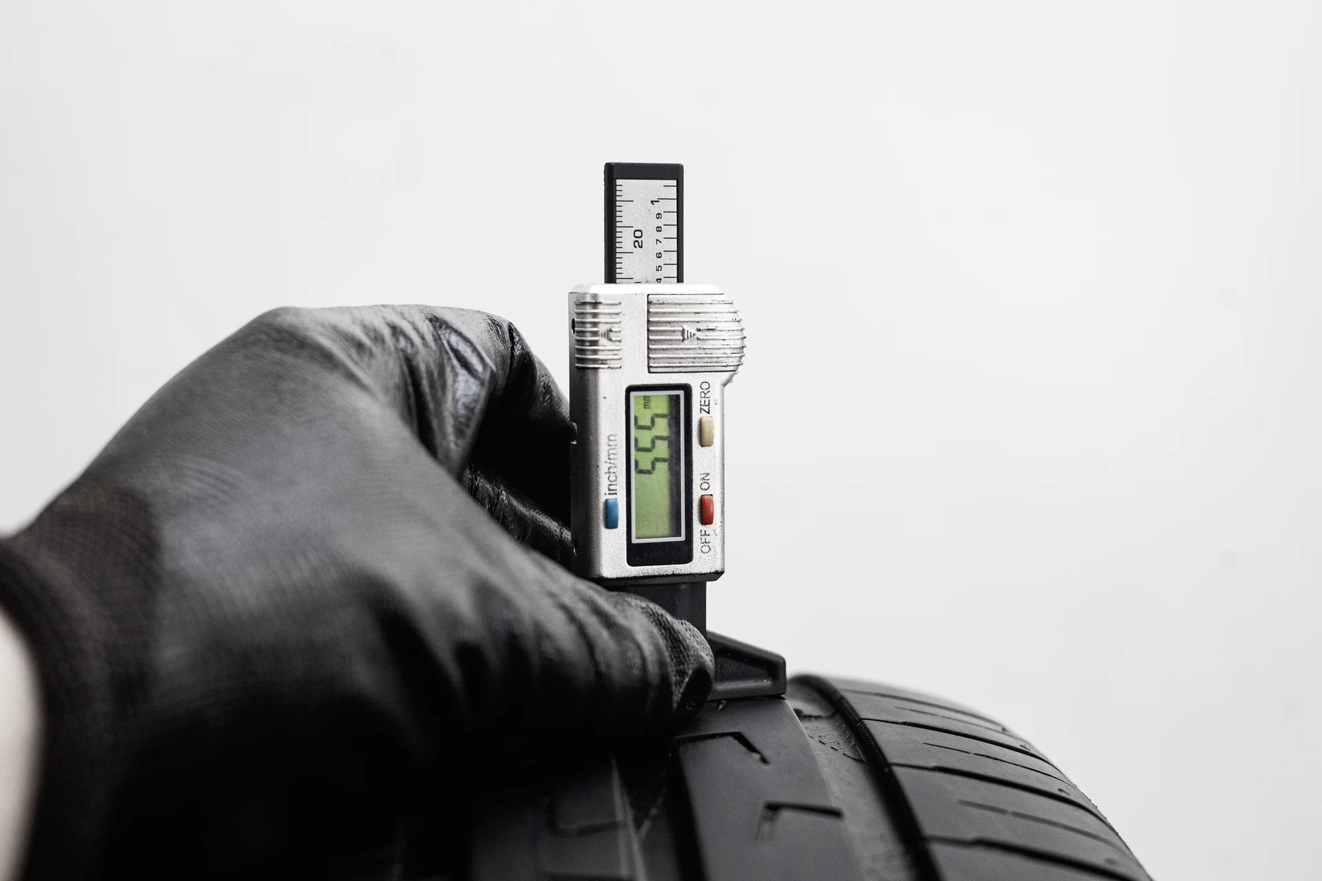 Atlas Excellion C/S 235/50 R19 99V - миниатюра 2