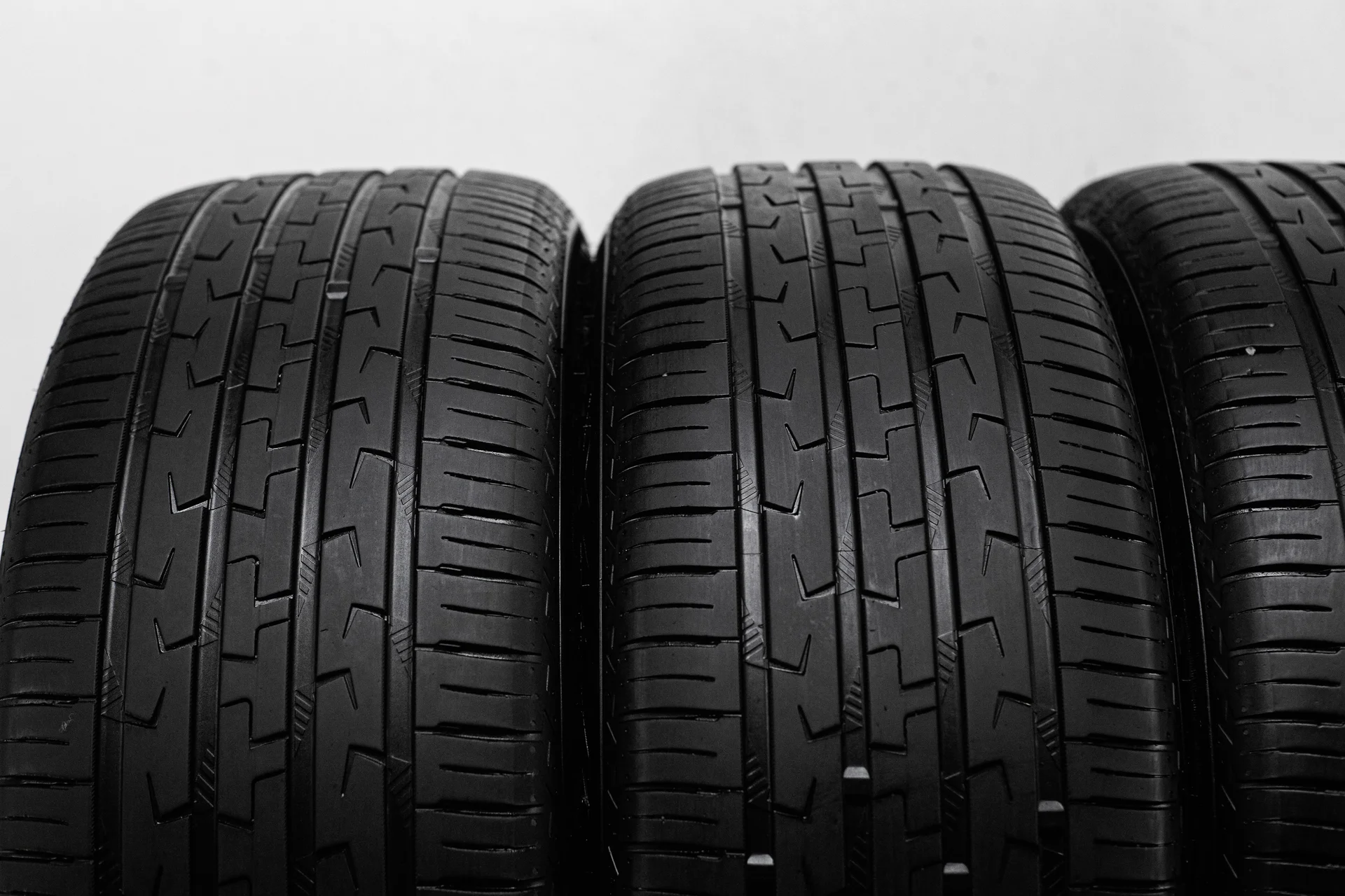 Atlas Excellion C/S 235/50 R19 99V - миниатюра 5