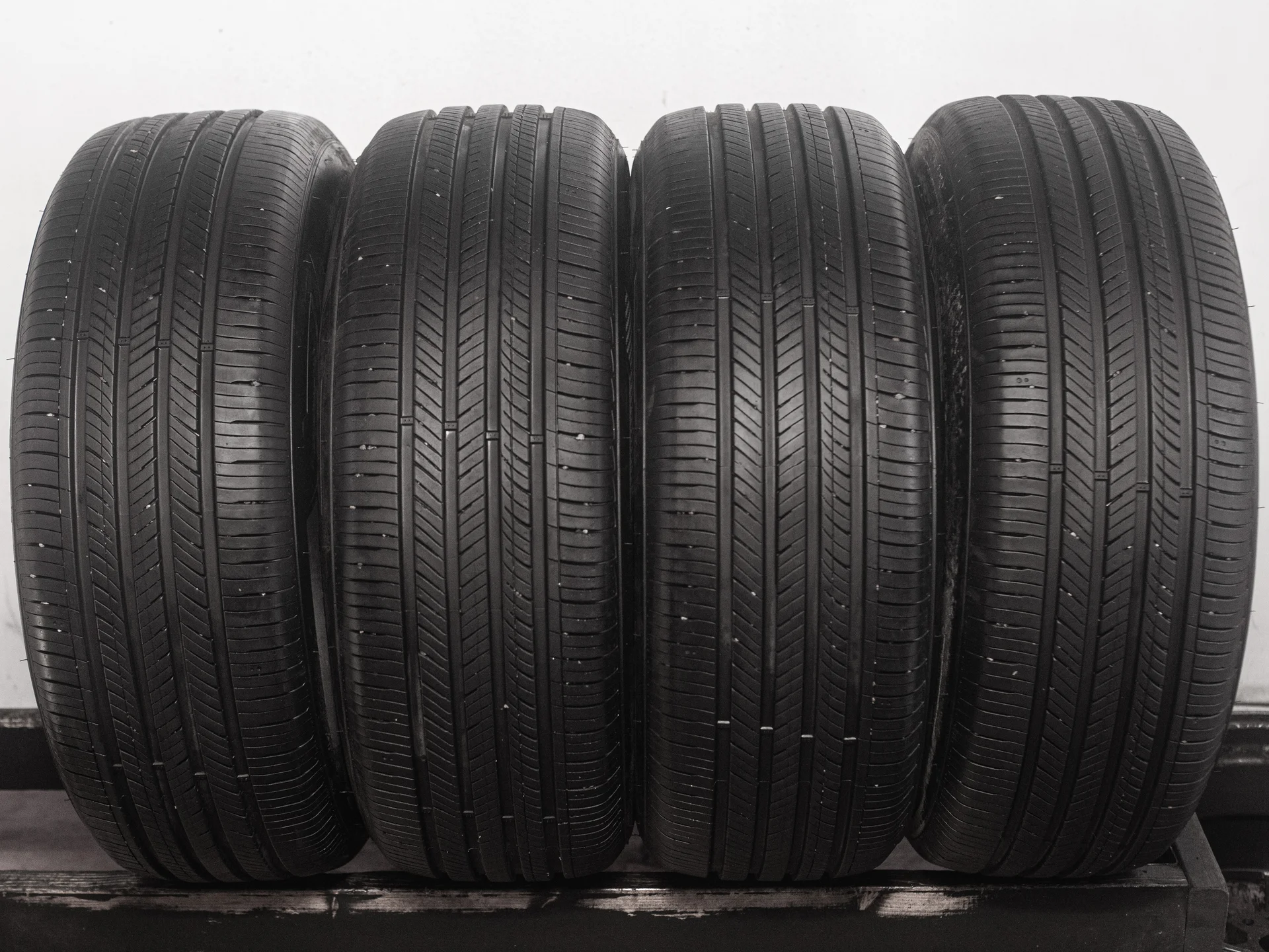 Hankook Ventus S2 AS X 265/65 R17 112H - изображение 1