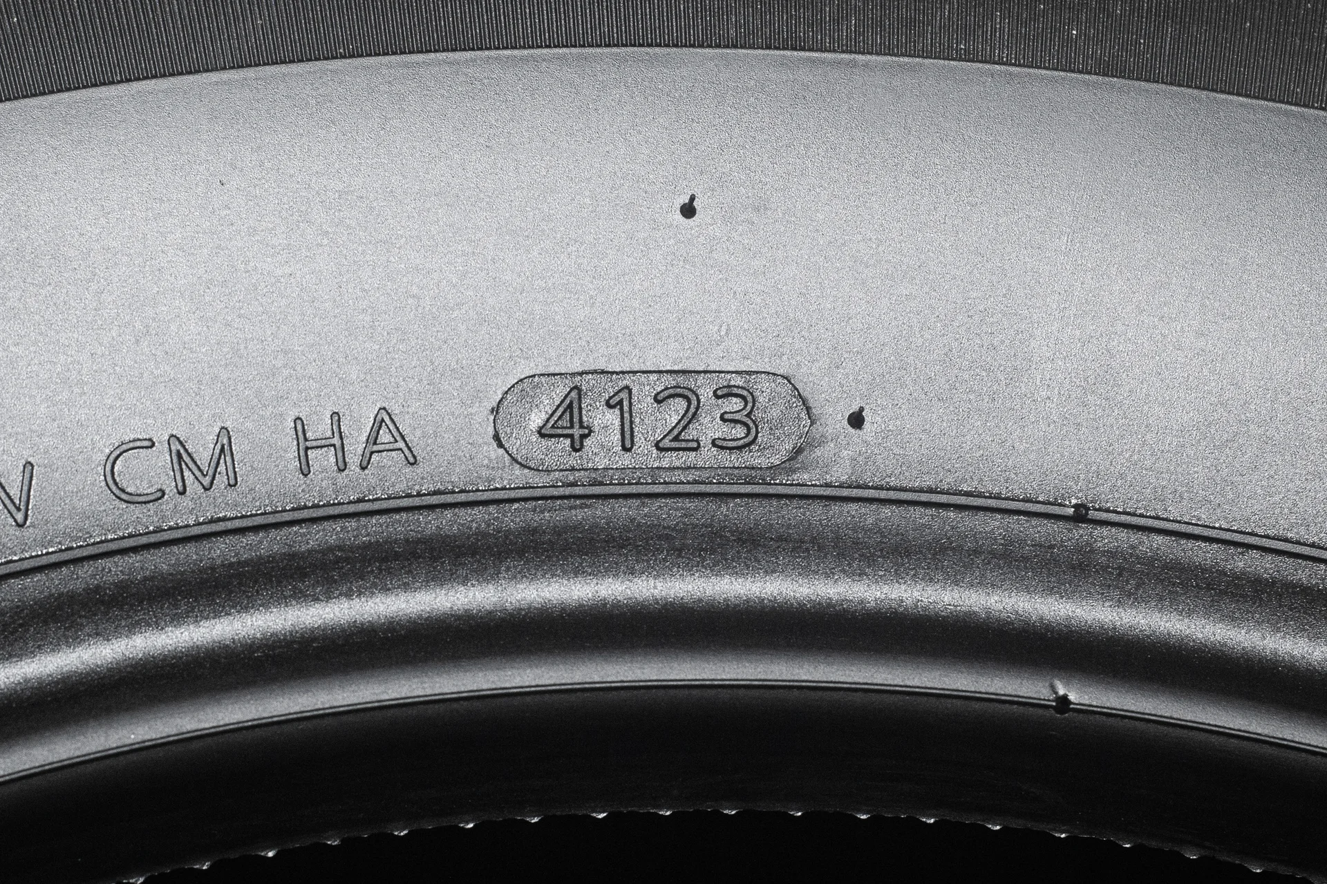 Hankook Ventus S2 AS X 265/65 R17 112H - миниатюра 6