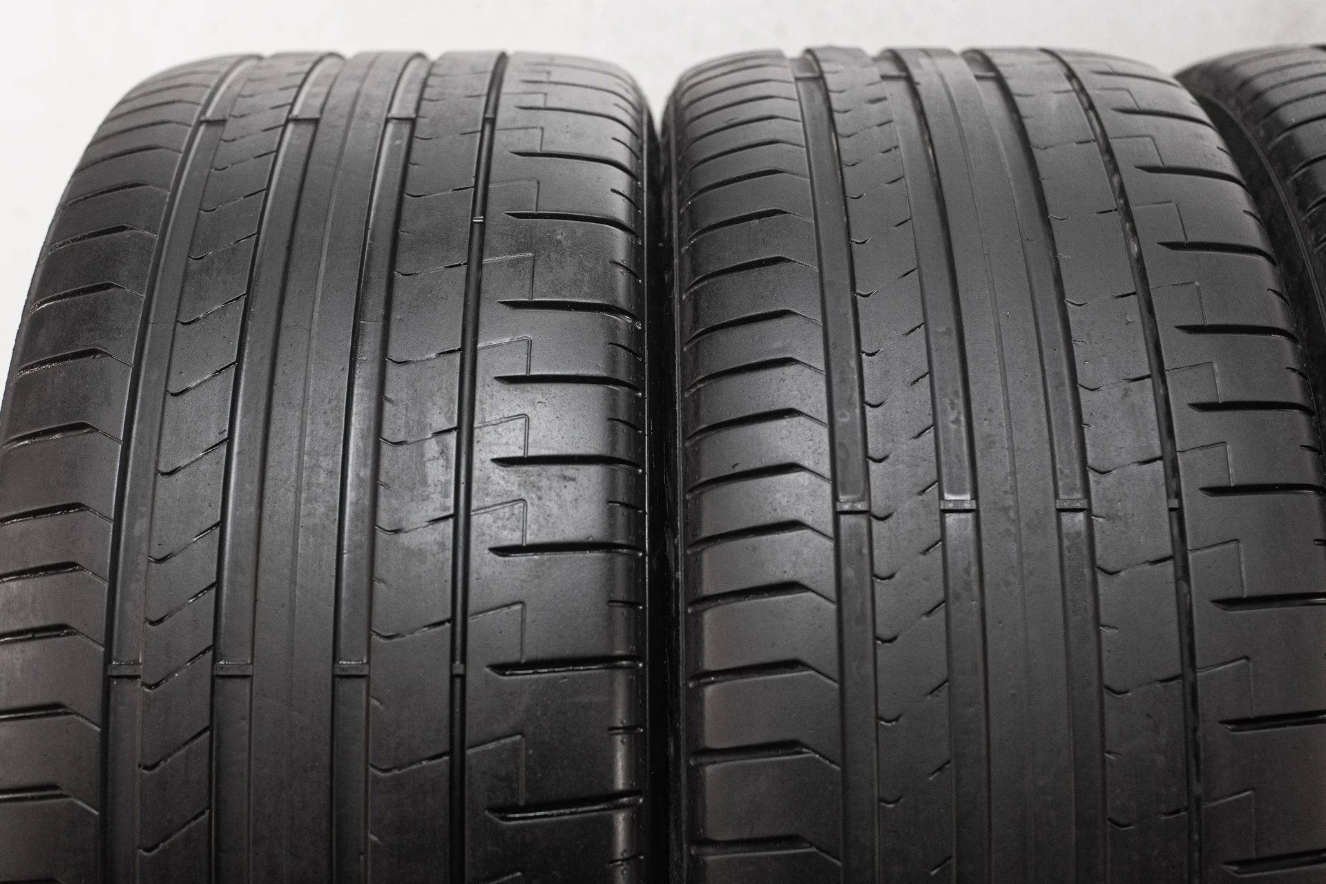 Pirelli PZero 265/40 R22 106V XL NCS ELT - миниатюра 5