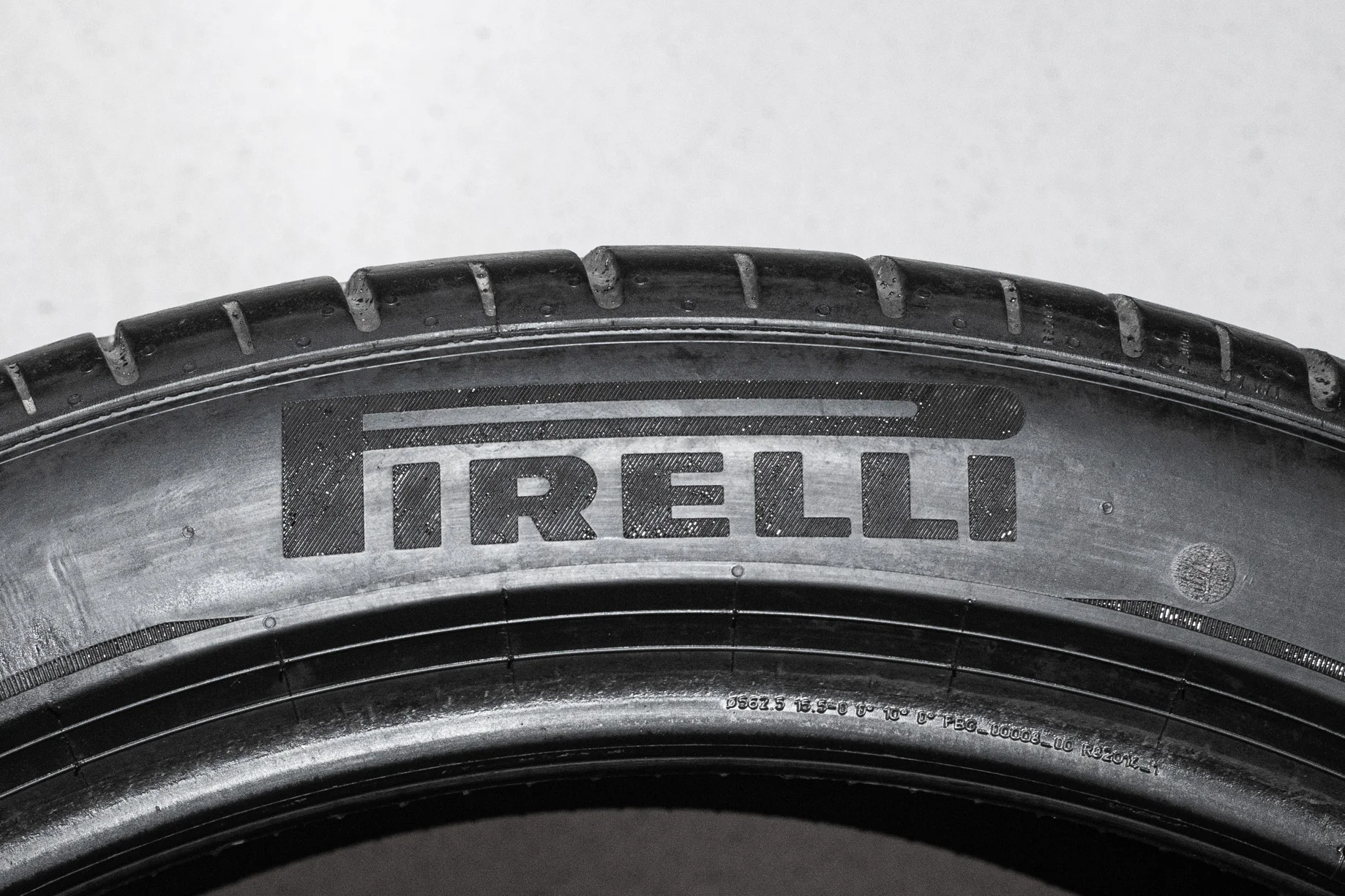 Pirelli PZero 265/40 R22 106V XL NCS ELT - миниатюра 6
