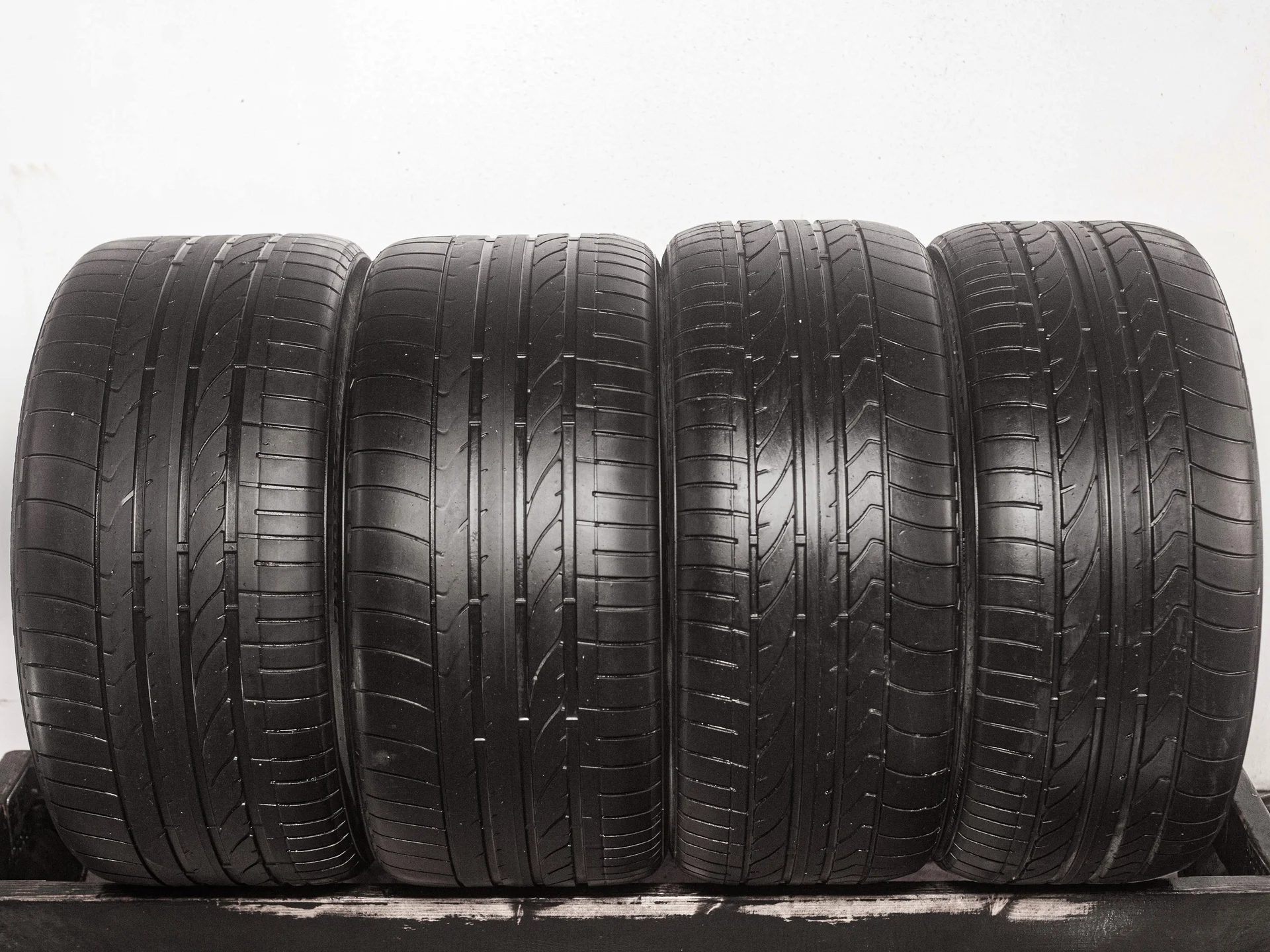 Bridgestone Dueler H/P Sport 285/40 R21 109Y + 315/35 R21 111Y