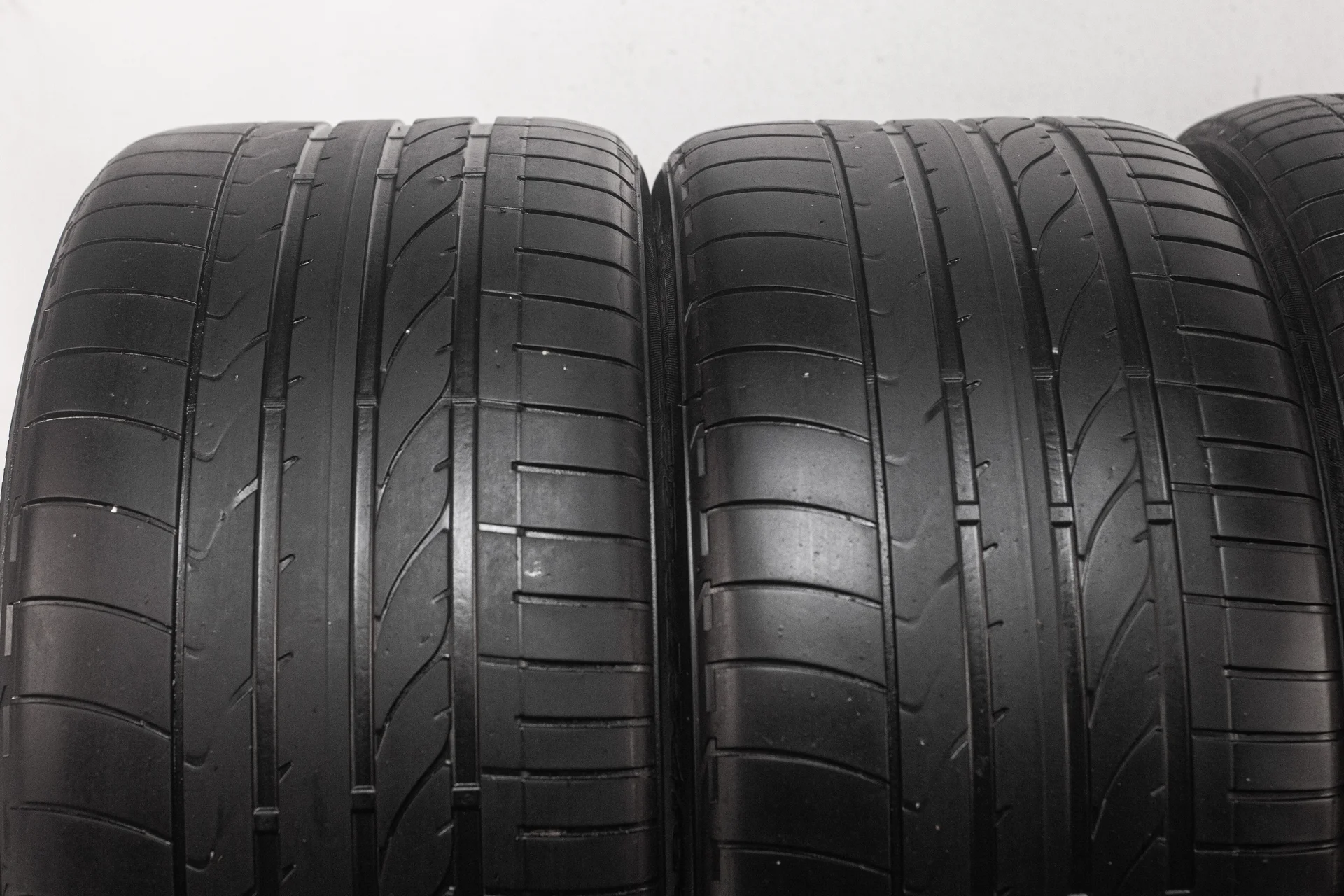 Bridgestone Dueler H/P Sport 285/40 R21 109Y + 315/35 R21 111Y - миниатюра 6