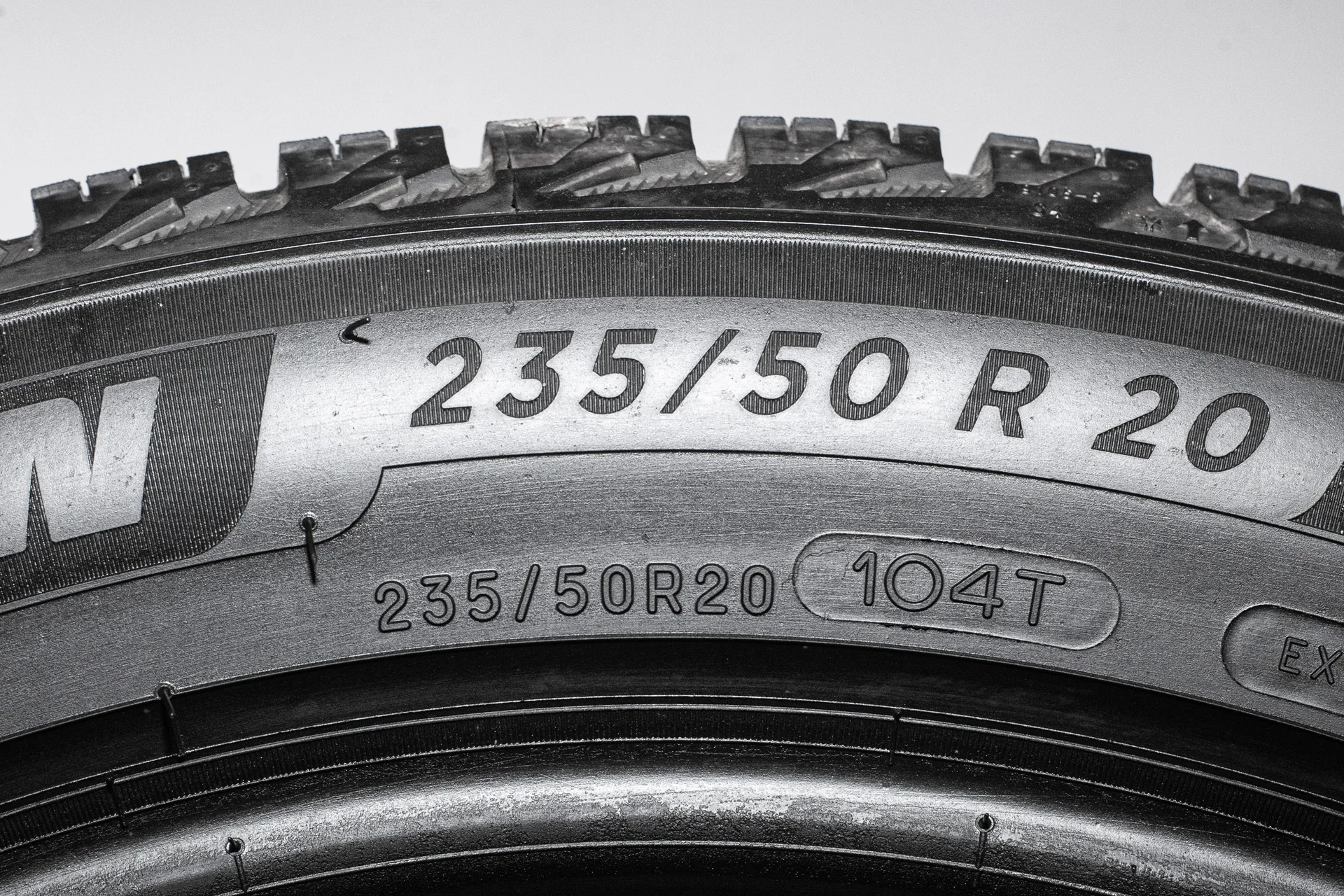 Michelin X-Ice Snow SUV 235/50 R20 104T - миниатюра 8