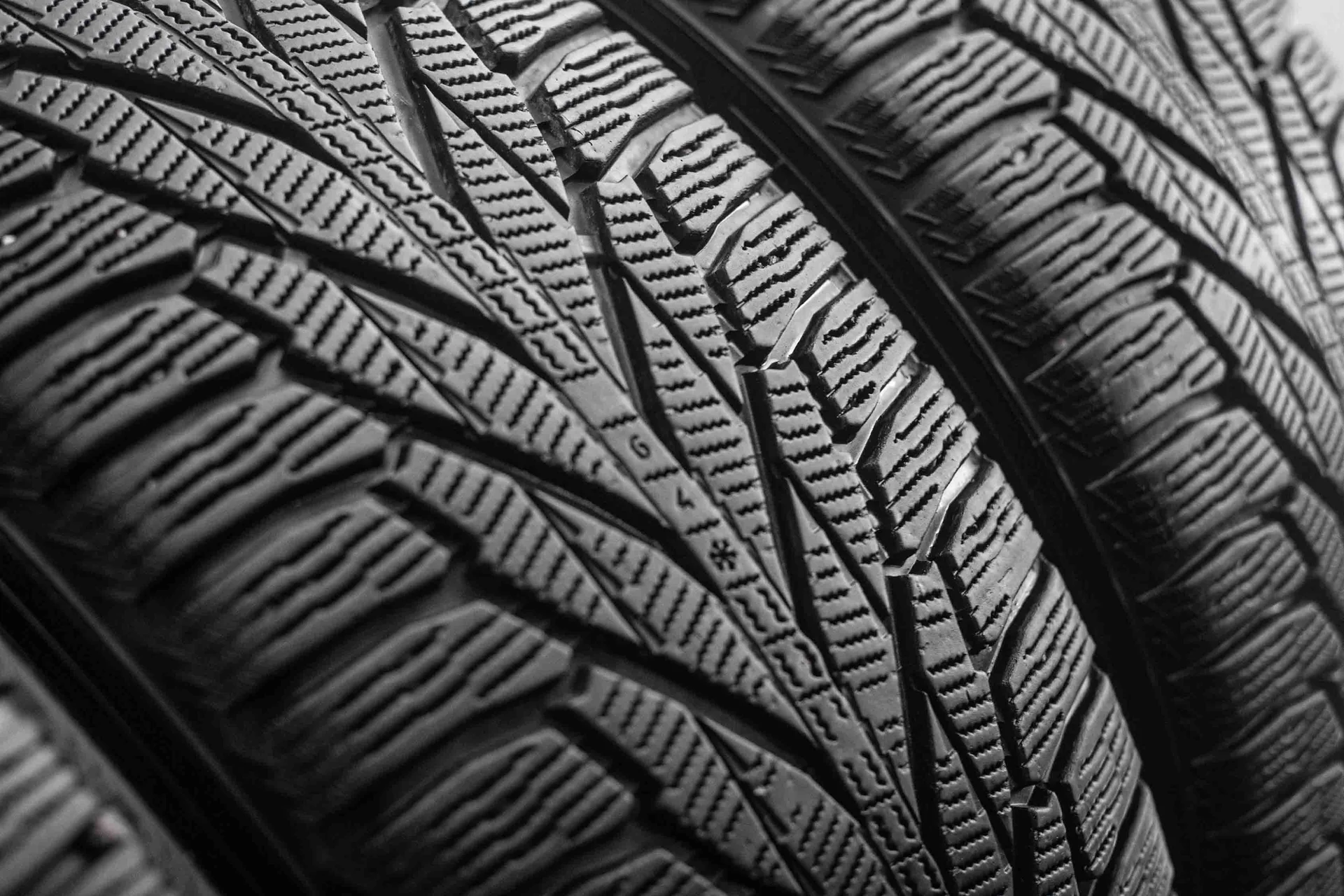 Nokian Hakkapeliitta R2 SUV 235/60 R18 107R XL - миниатюра 3