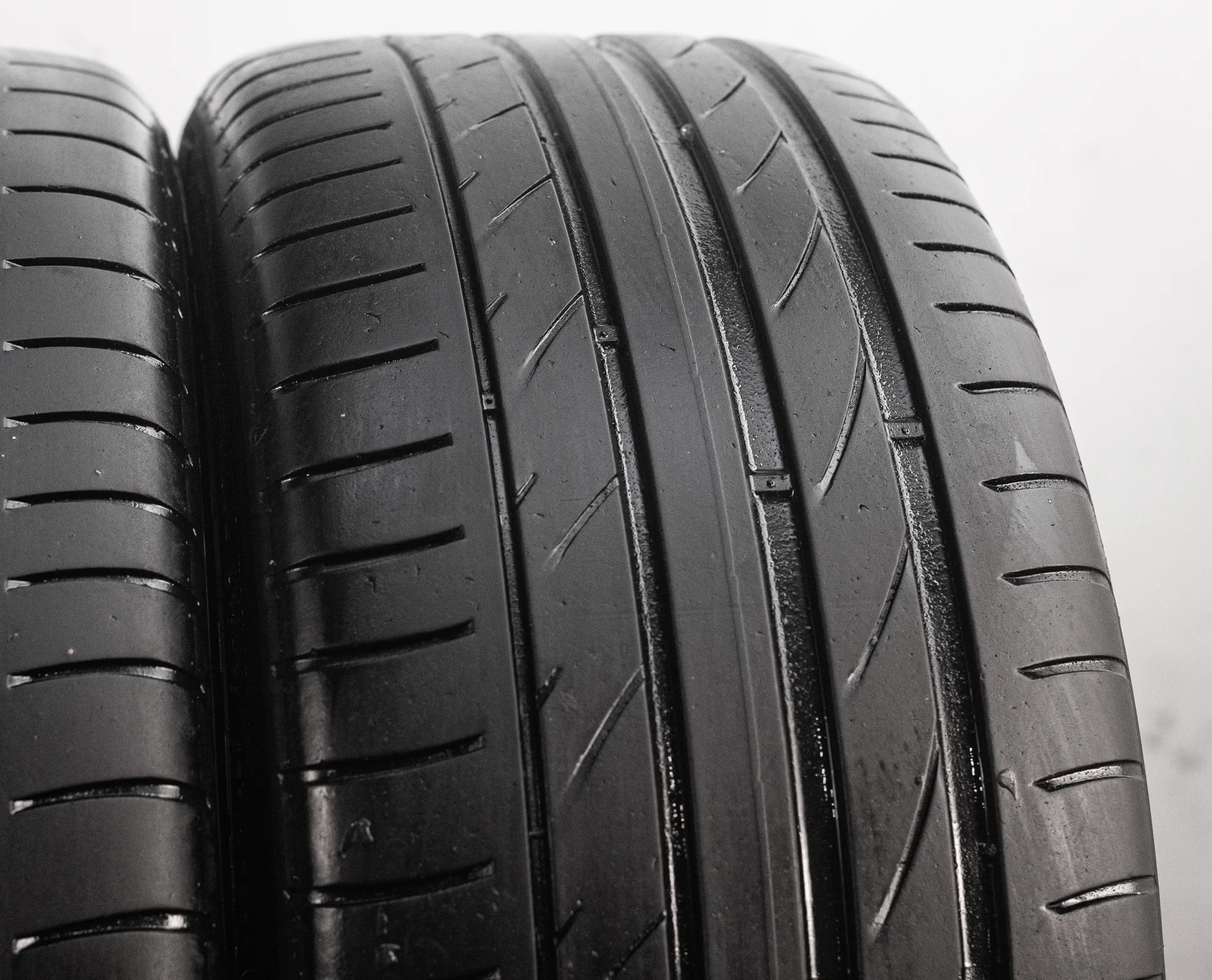 Maxxis Victra Sport 5 245/40 R18 97Y - миниатюра 4