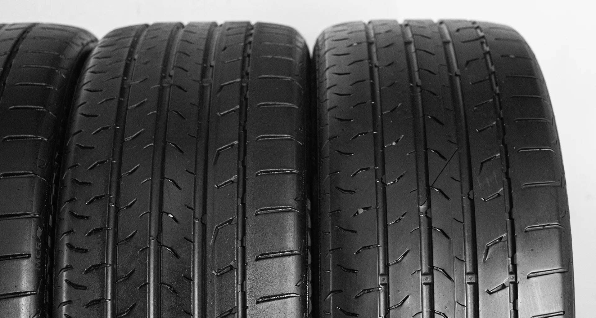 Continental MaxContact MC6 245/45 R20 103V - миниатюра 5