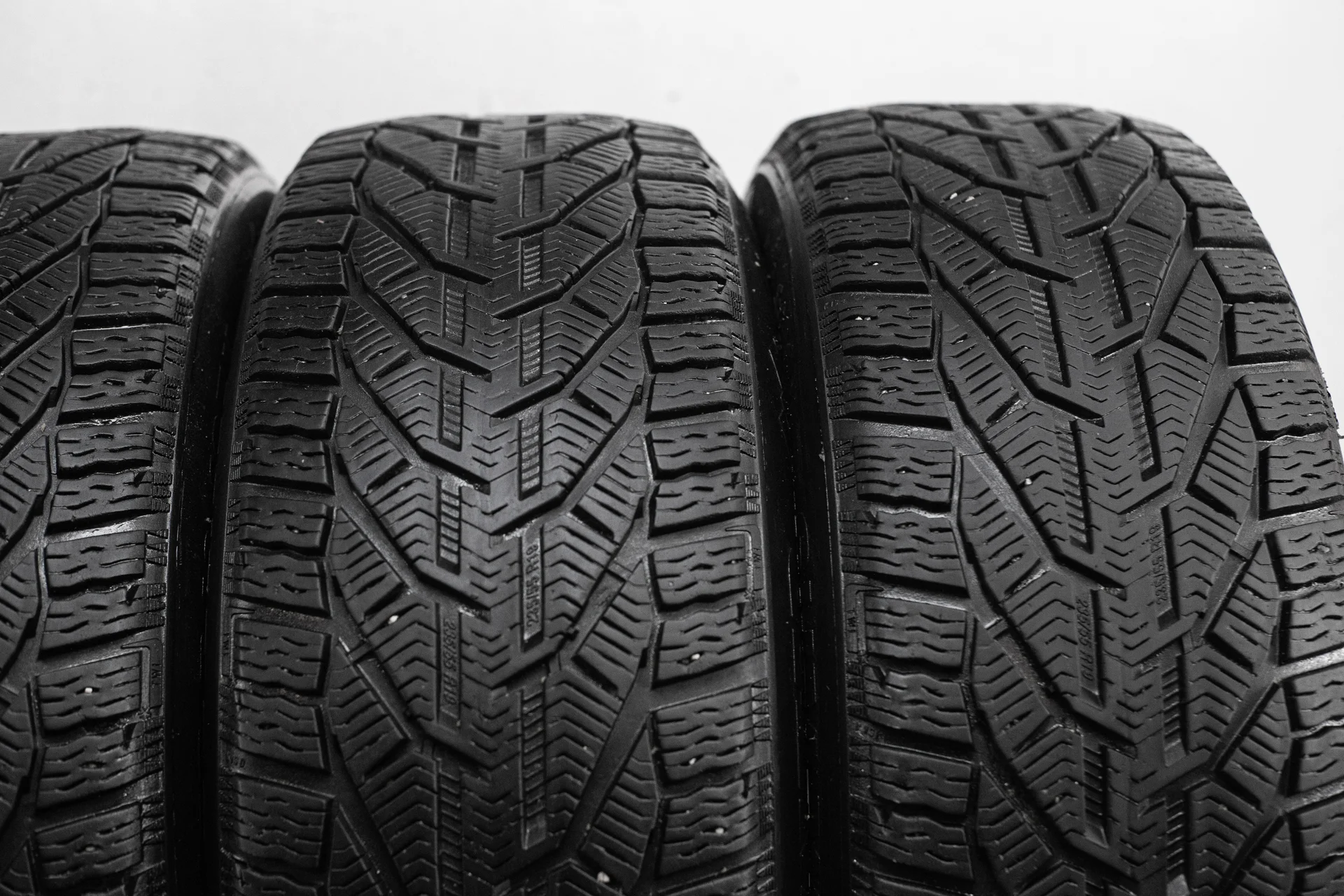 Tigar SUV Winter 235/55 R19 105V XL - миниатюра 4