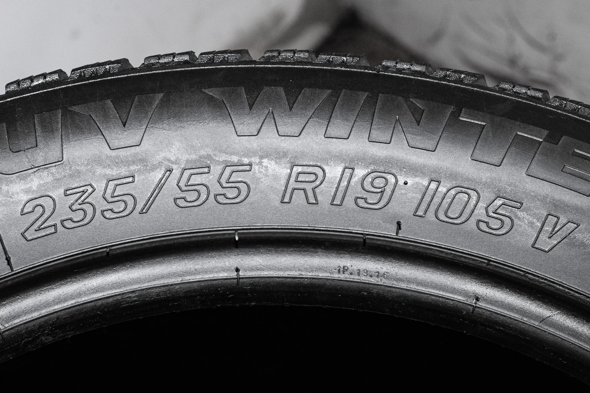Tigar SUV Winter 235/55 R19 105V XL - миниатюра 7