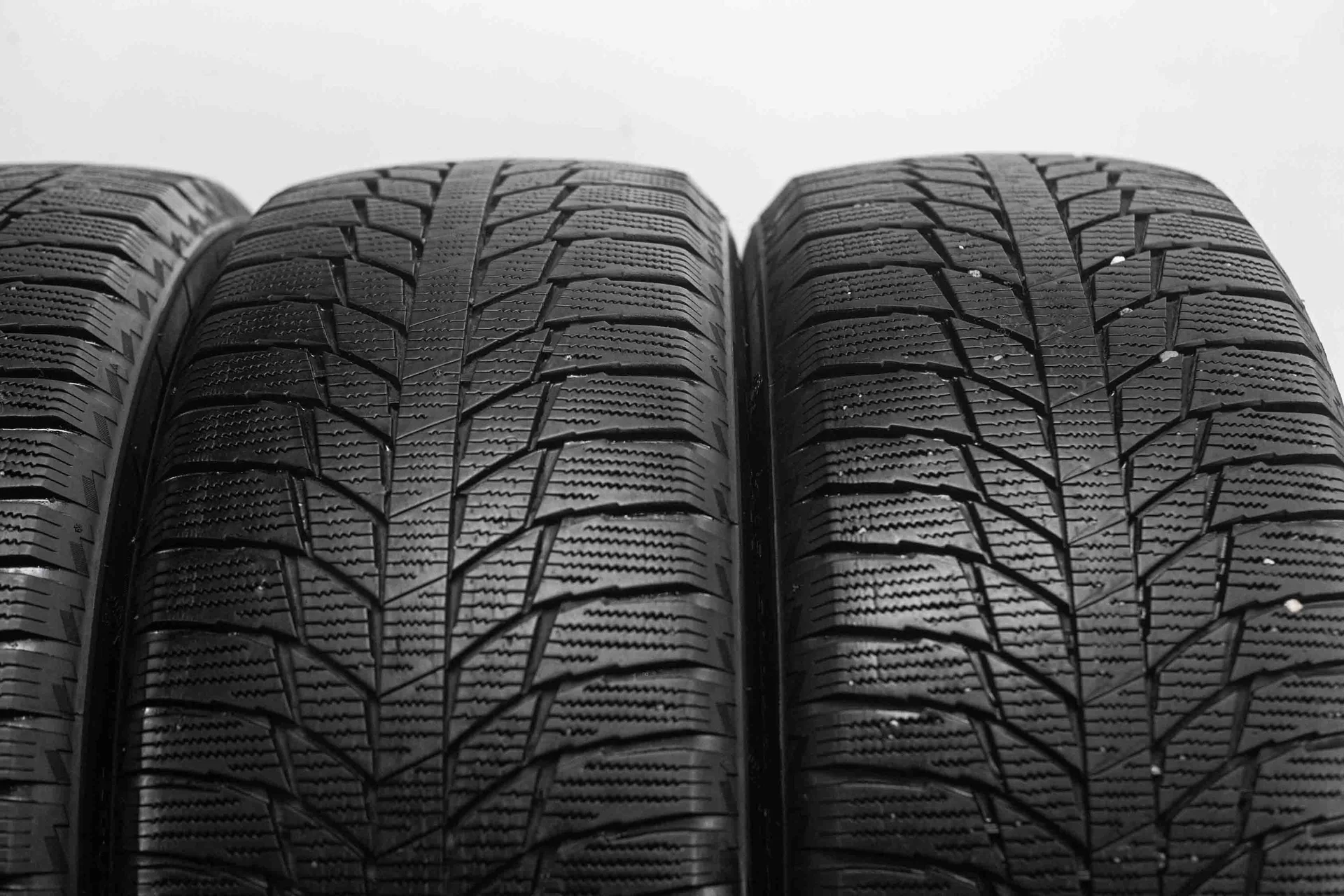 Triangle SnowLink 245/50 R20 102T - миниатюра 4
