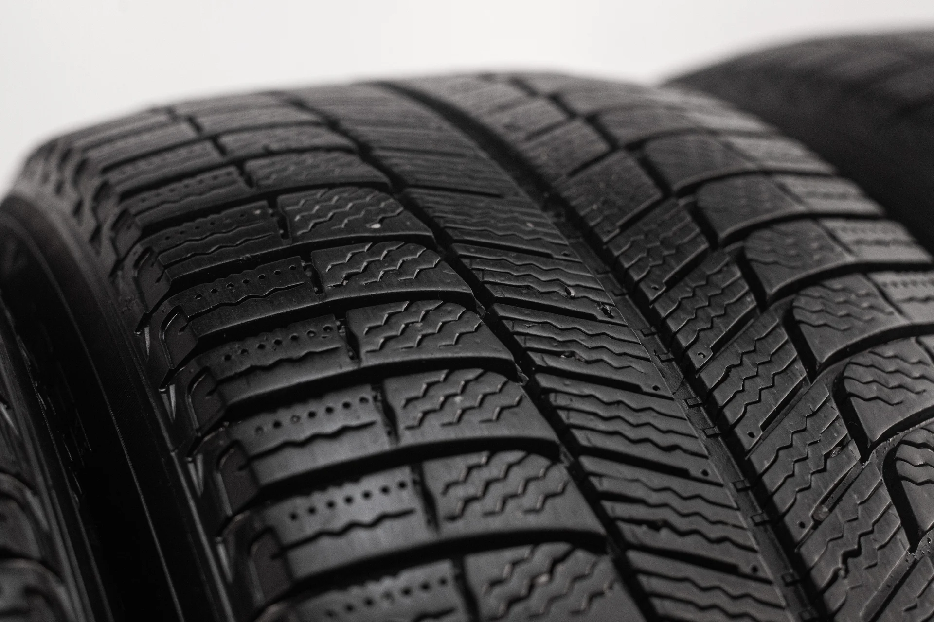 Michelin X-Ice XI3 235/55 R17 99H - миниатюра 3