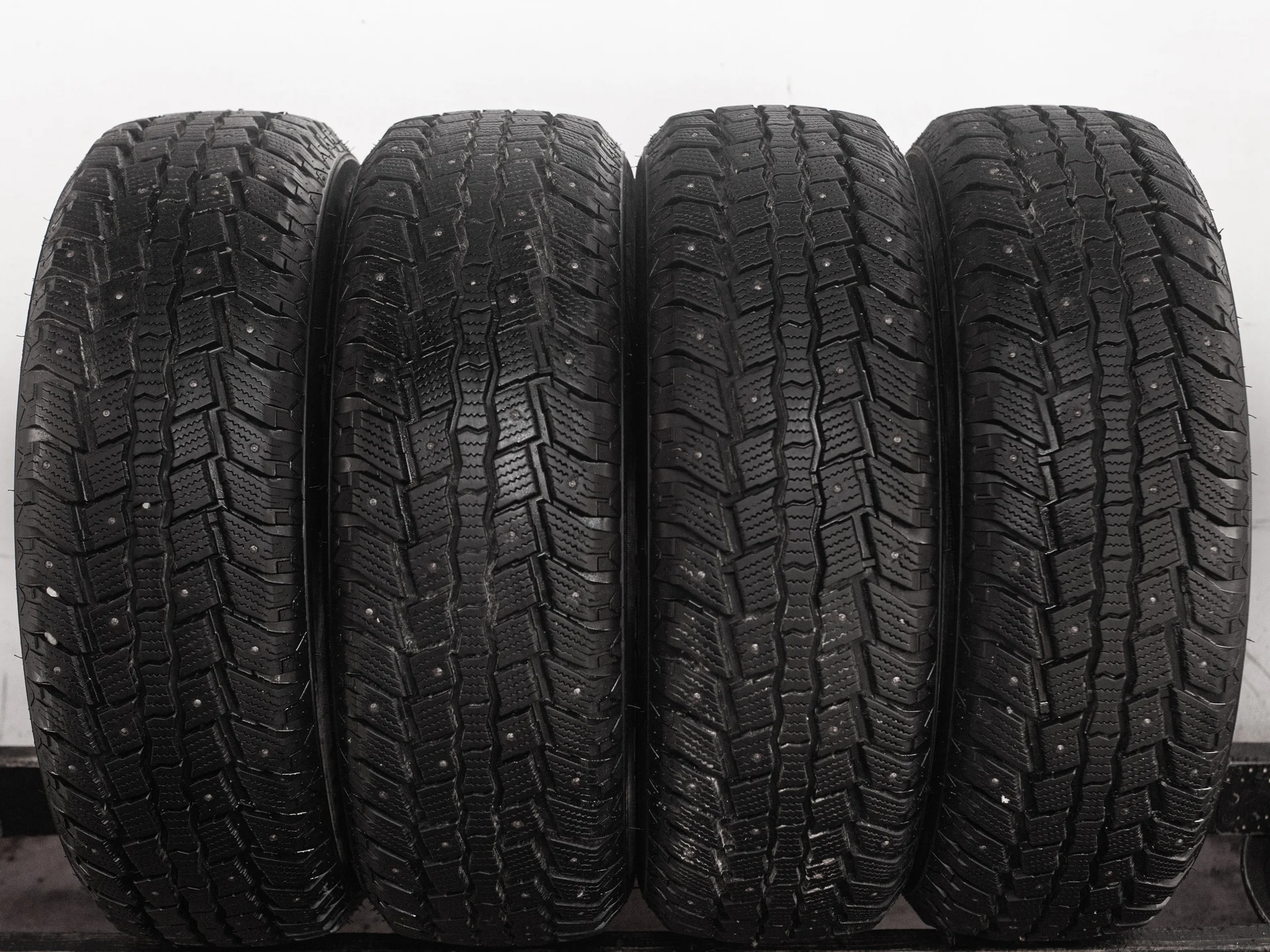 Sailun Ice Blazer WST2 LT 235/65 R18 106T - изображение 1