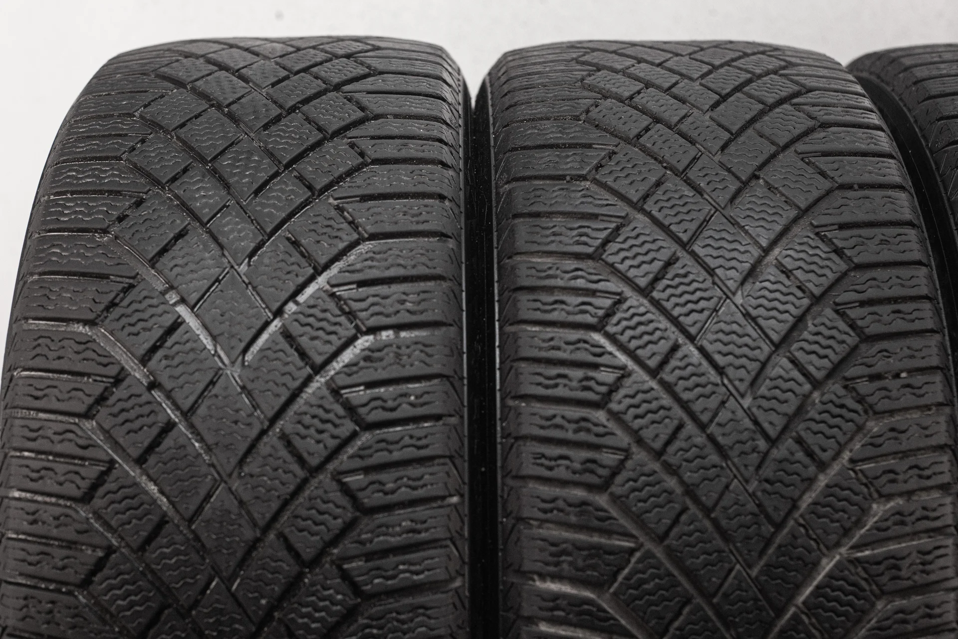 Continental ContiVikingContact 7 245/45 R19 102T - миниатюра 5