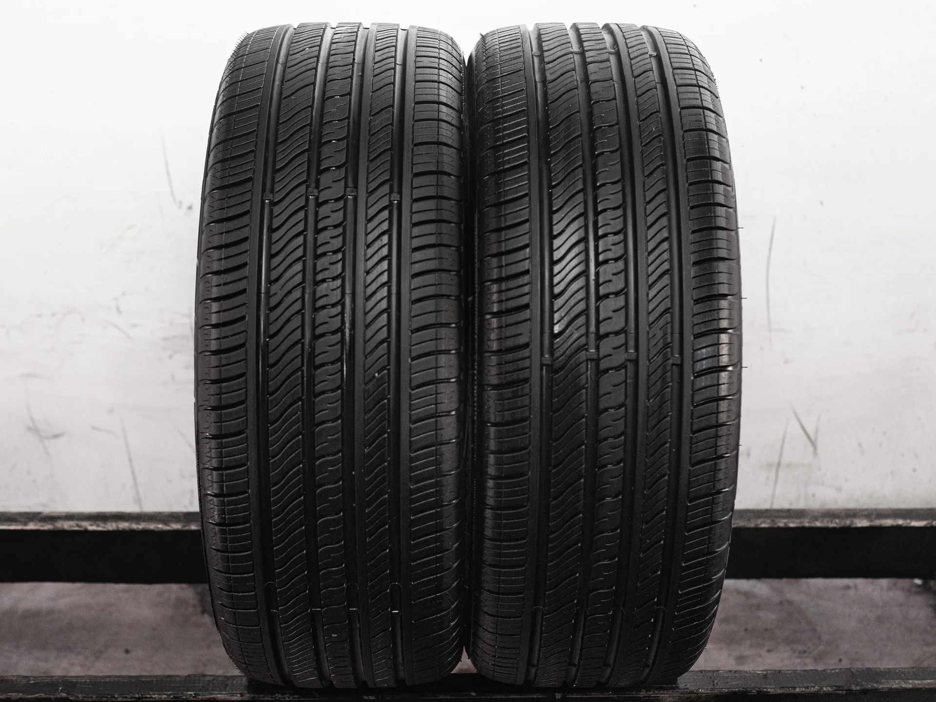 [2 шт.] Barez Longevity SUV S675 245/45 R20 103V