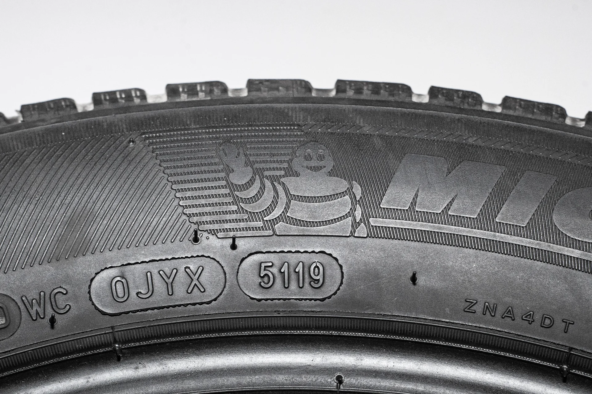 Michelin CrossClimate 205/55 R16 94V - миниатюра 9