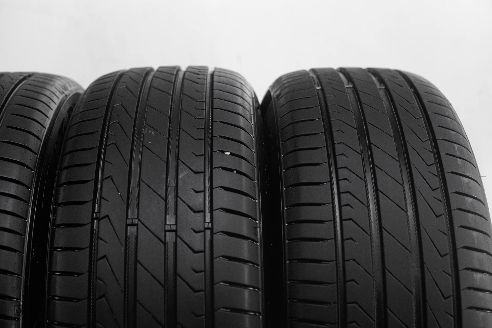 Sentury Qirin 990 225/55 R18 98V - миниатюра 4