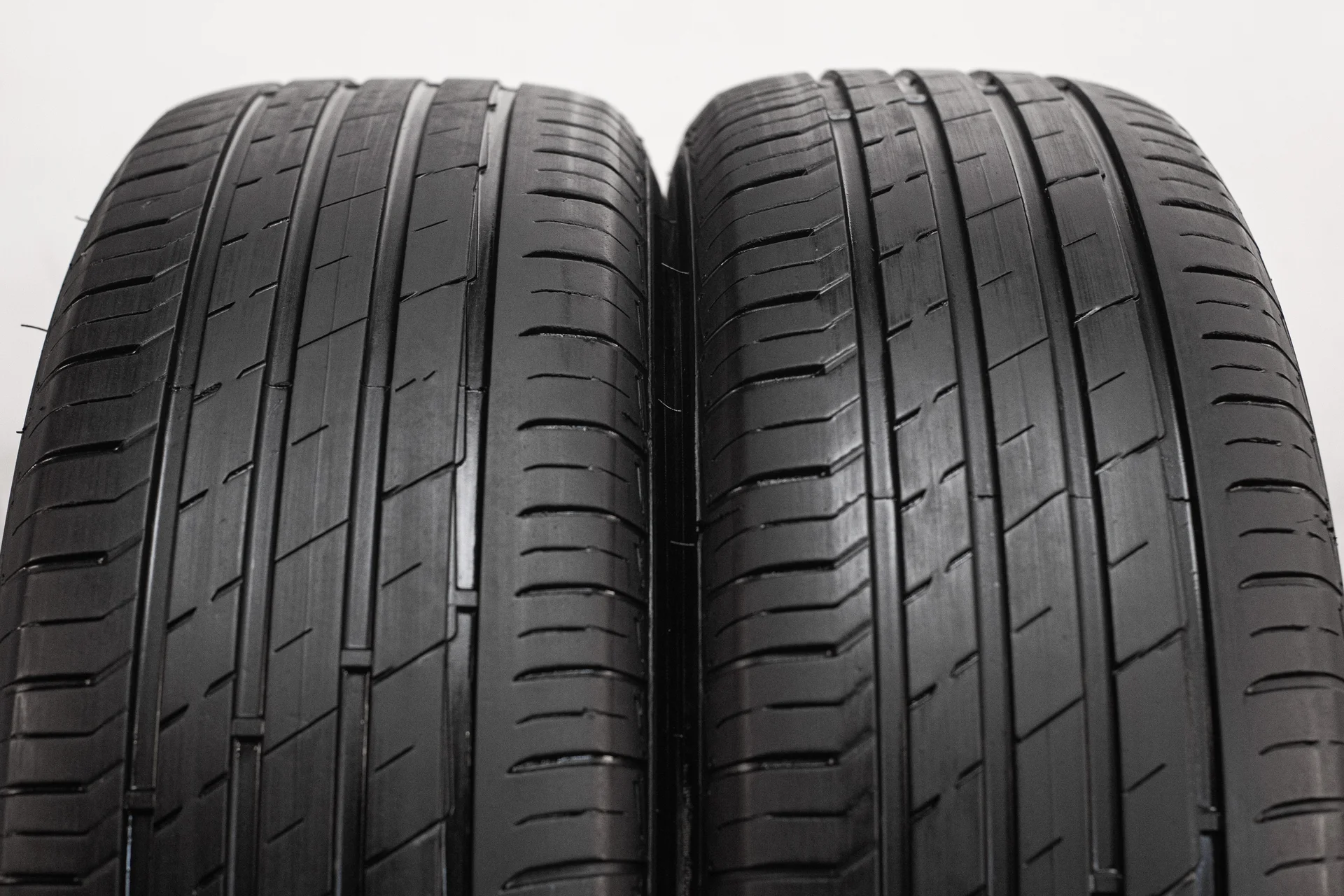 [2 шт.] Sailun Atrezzo Elite 225/60 R18 104W - миниатюра 2