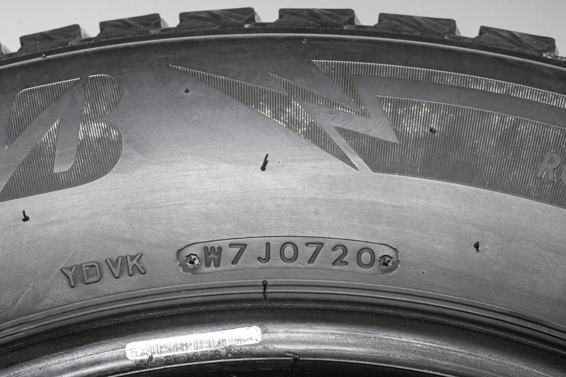 Bridgestone Blizzak DM V3 235/65 R18 106S - миниатюра 9