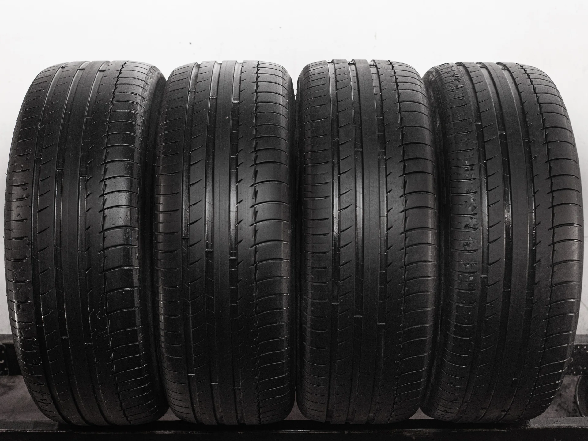 Michelin Latitude Sport 245/45 R20 99V - изображение 1