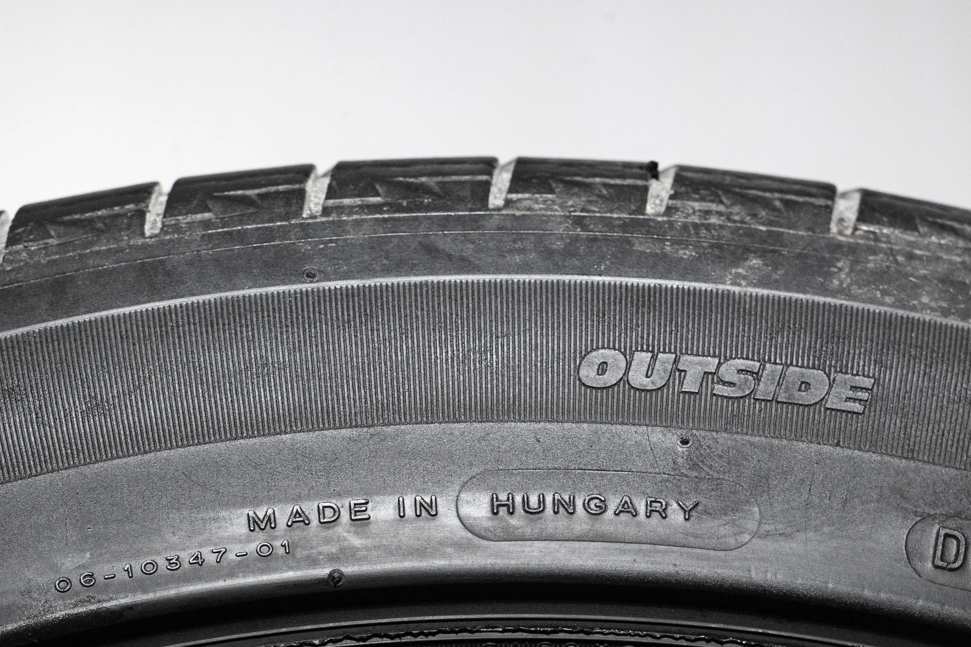 Michelin Latitude Sport 245/45 R20 99V - миниатюра 9