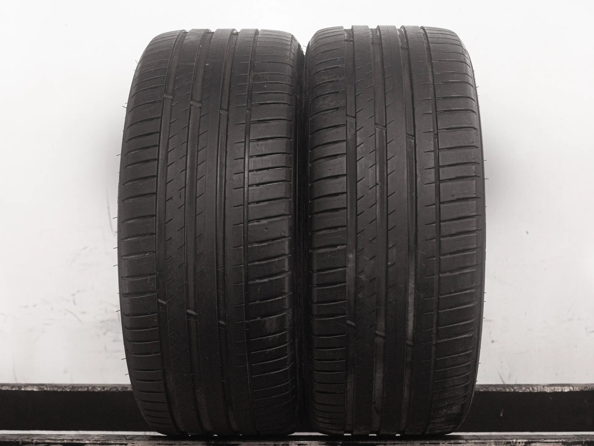 [2 шт.] Michelin Pilot Sport 4 SUV 265/40 R22 106Y