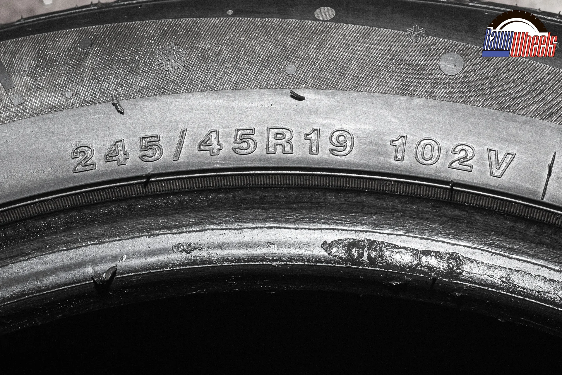 Tourador Winter Pro TSU1 245/45 R19 102V - миниатюра 6