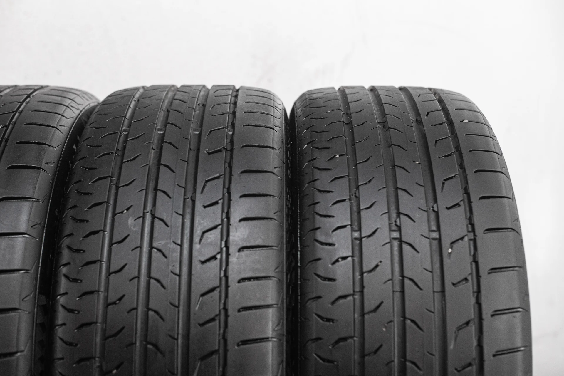 Continental MaxContact MC6 245/45 R20 103V XL - миниатюра 4