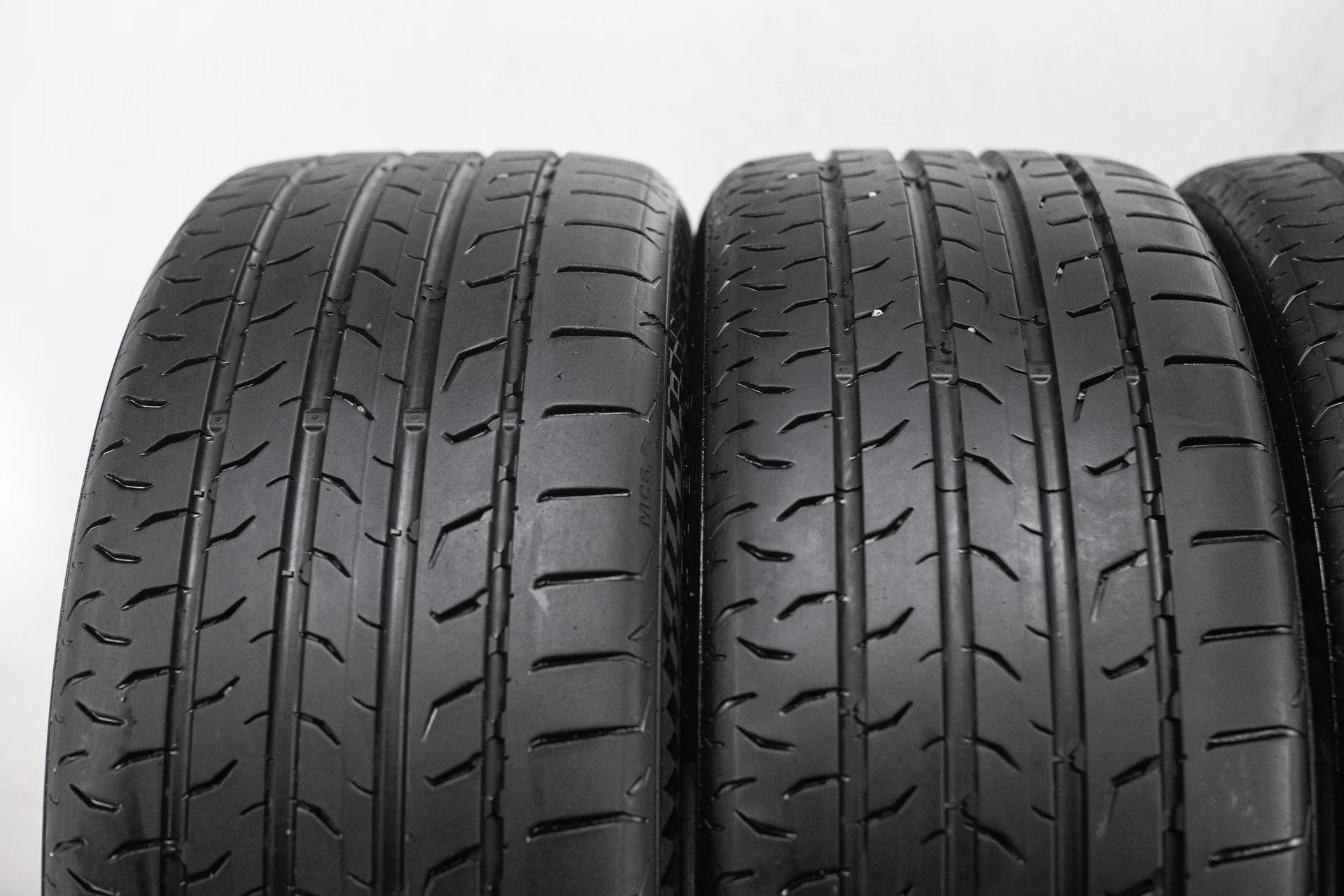 Continental MaxContact MC6 245/45 R20 103V XL - миниатюра 5