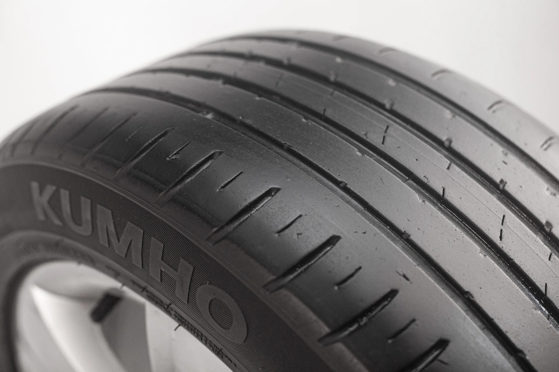 [1 шт.] Kumho Solus HS51 225/50 R17 98W - миниатюра 3